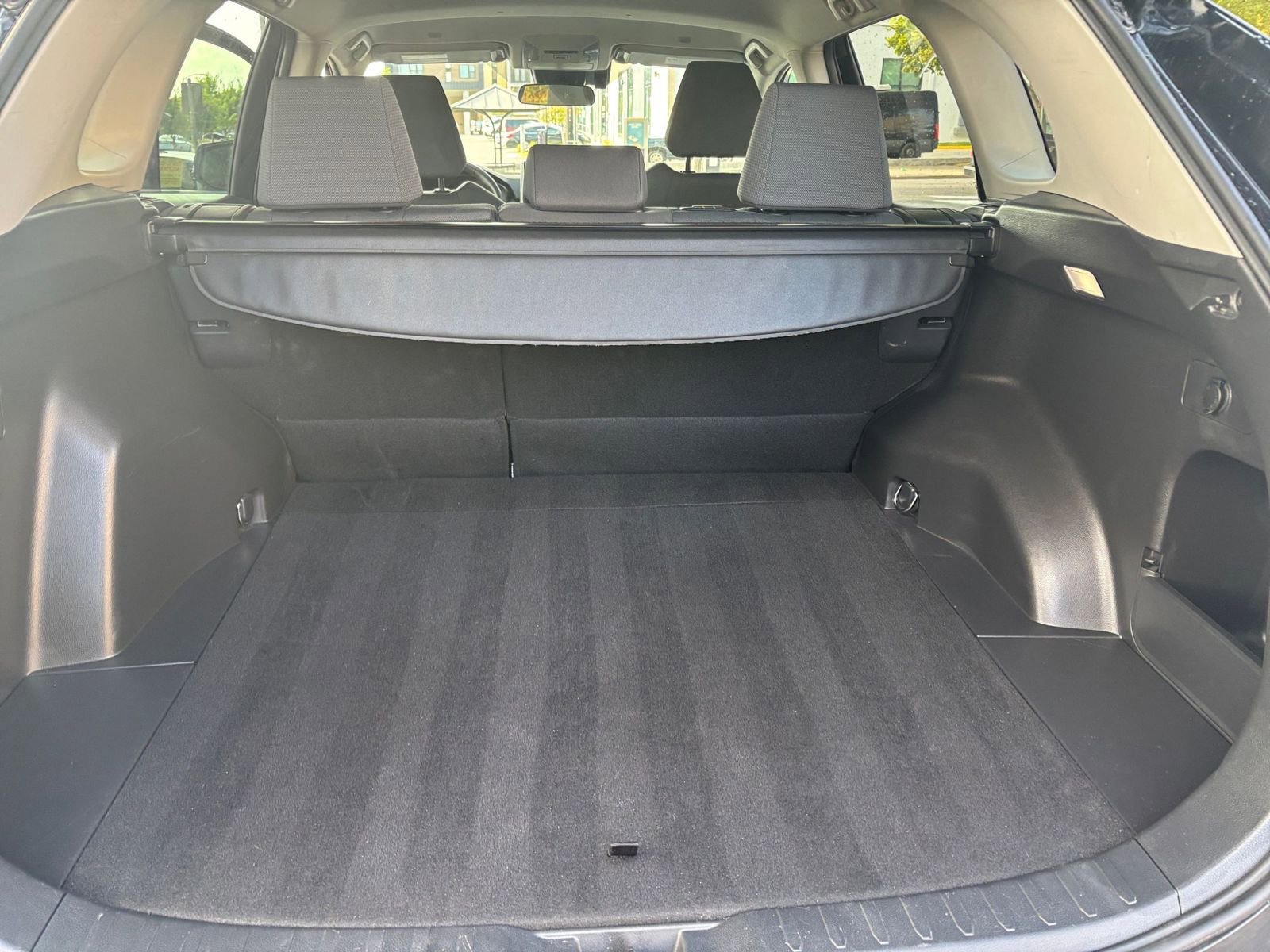 Thumbnail: 2025 Toyota RAV4 - 25