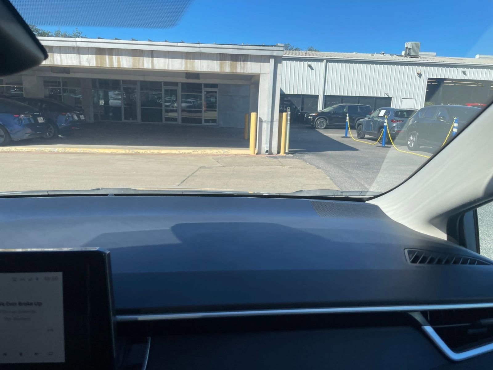 Thumbnail: 2025 Toyota Corolla - 29