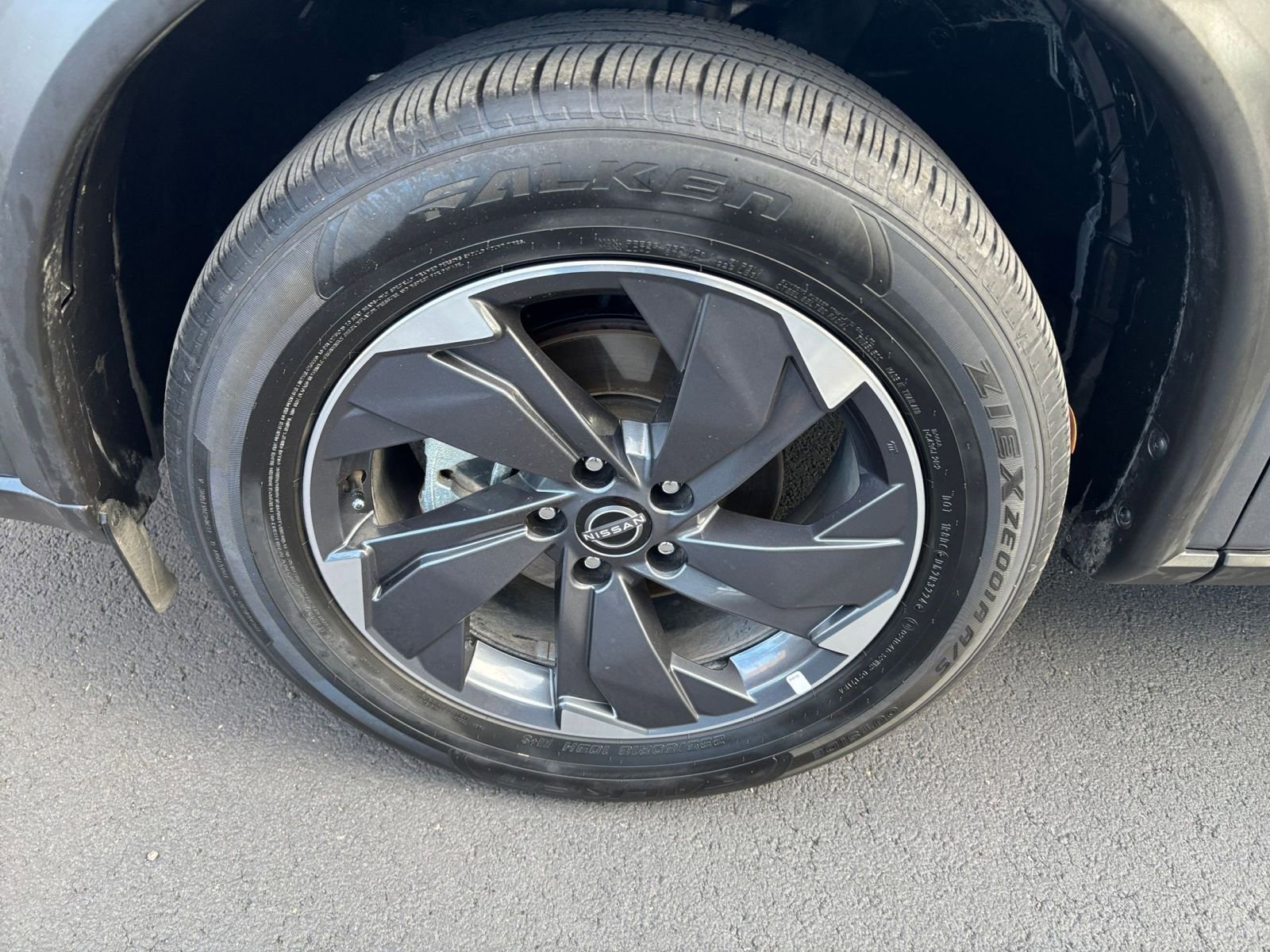 Thumbnail: 2025 Nissan Rogue - 25