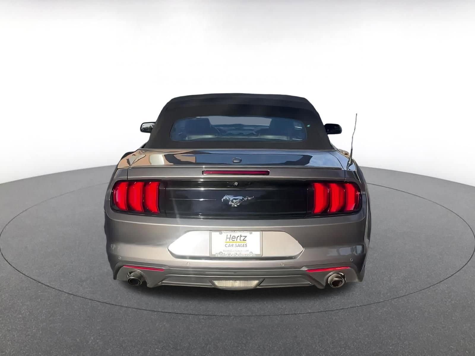 2023 Ford Mustang  12