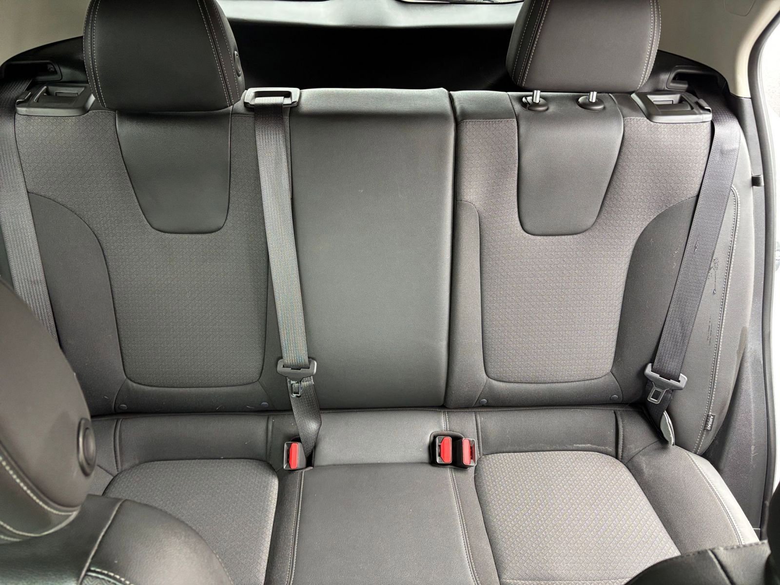 Thumbnail: 2025 Buick Encore GX - 32