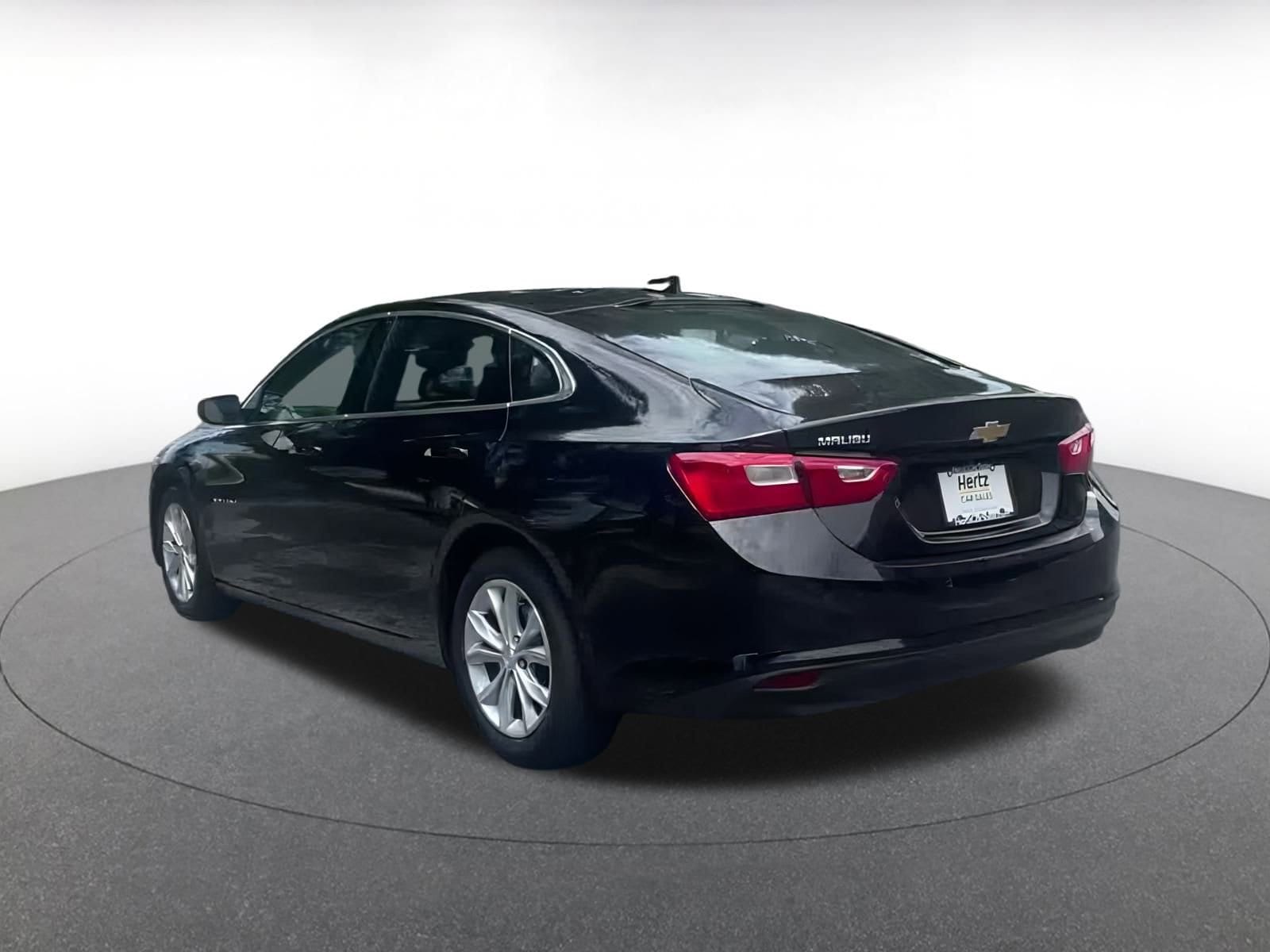 Thumbnail: 2024 Chevrolet Malibu - 10