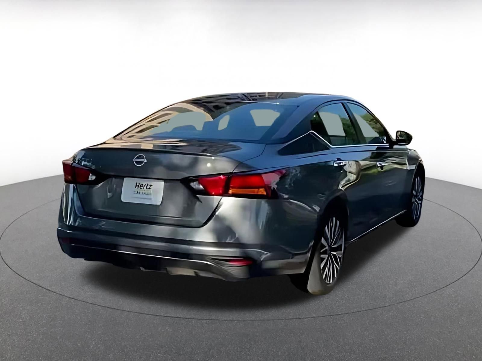 Thumbnail: 2025 Nissan Altima - 13