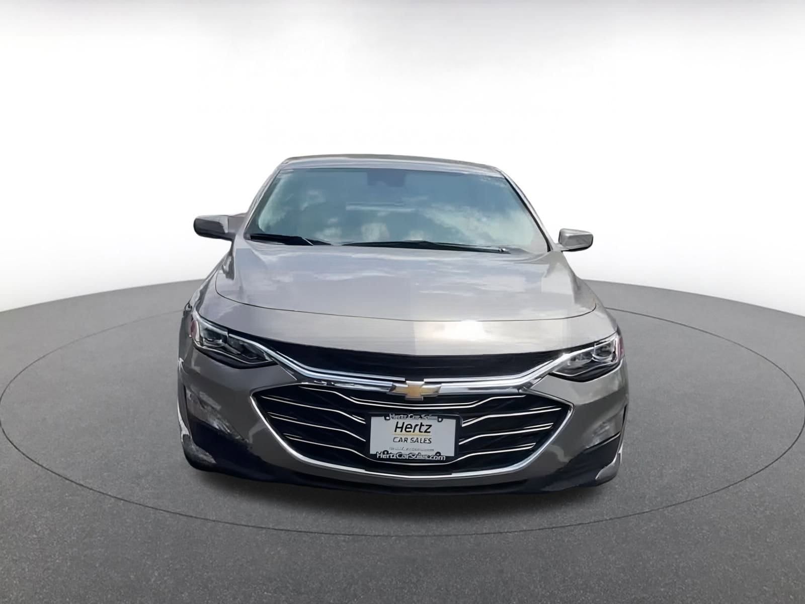 Thumbnail: 2024 Chevrolet Malibu - 3