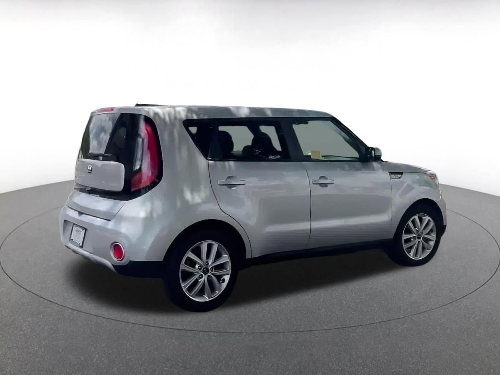 Thumbnail: 2017 Kia Soul - 12