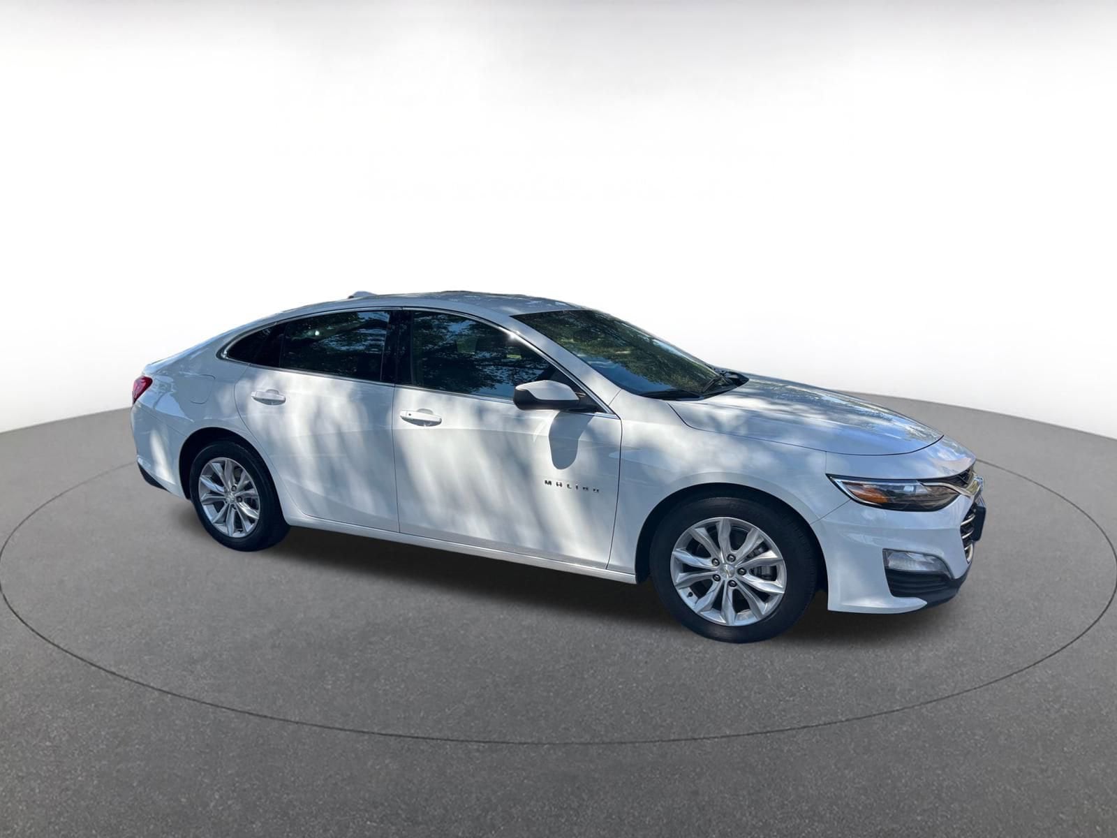 Thumbnail: 2024 Chevrolet Malibu - 1