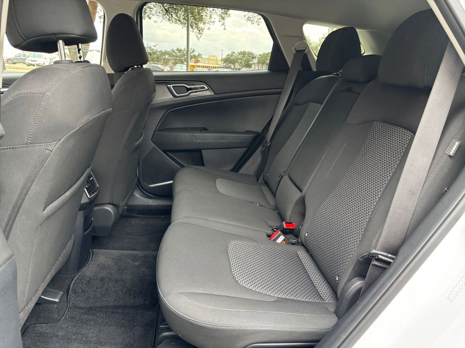 Thumbnail: 2025 Kia Sportage - 21