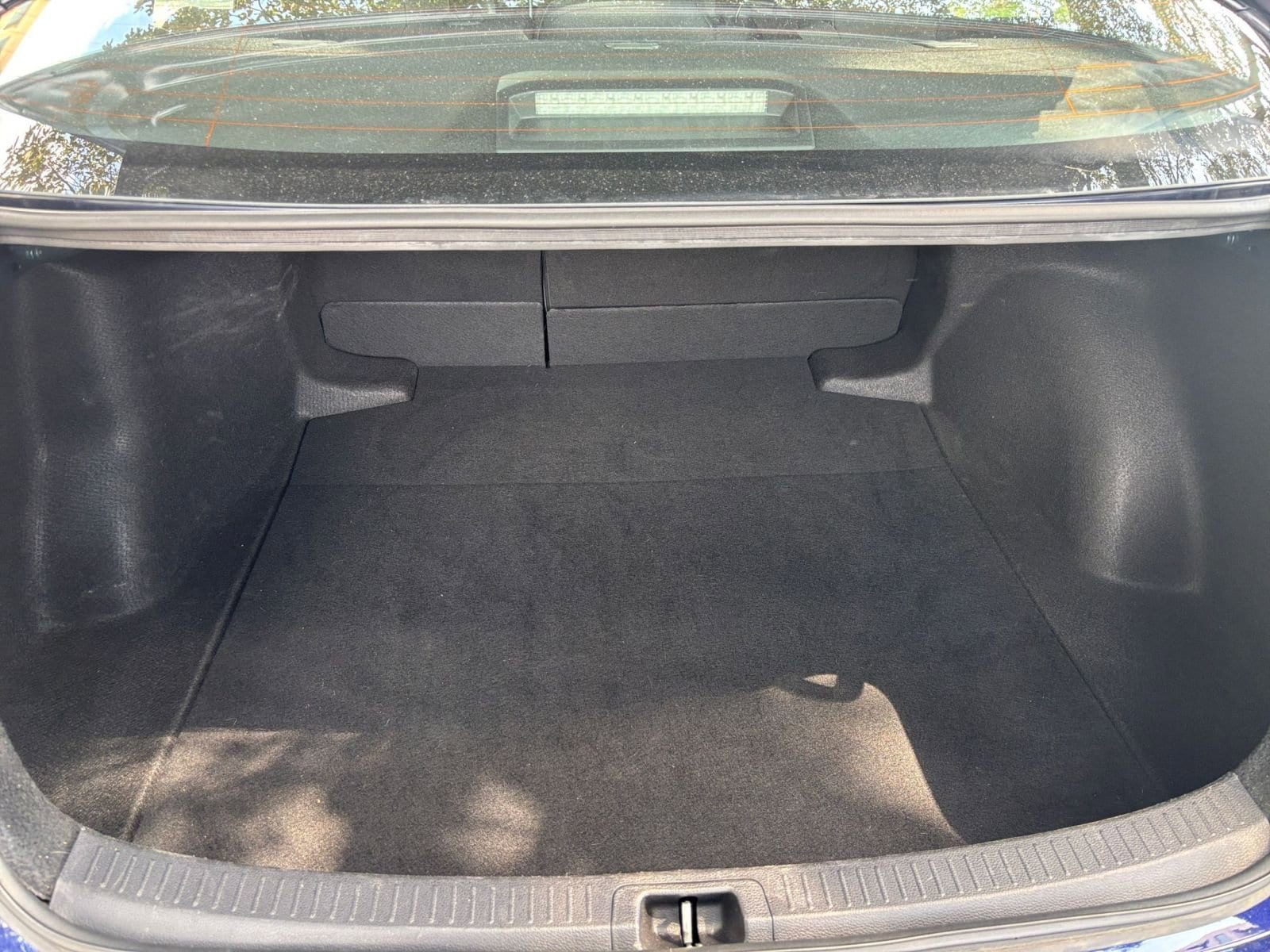 Thumbnail: 2024 Toyota Corolla - 25