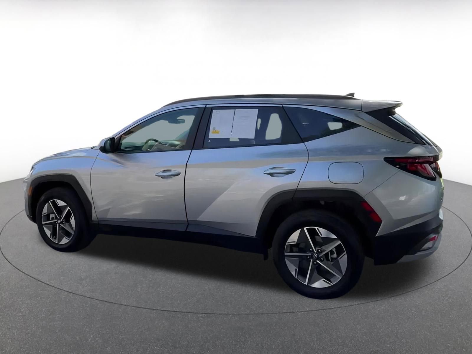 Thumbnail: 2025 Hyundai Tucson - 10