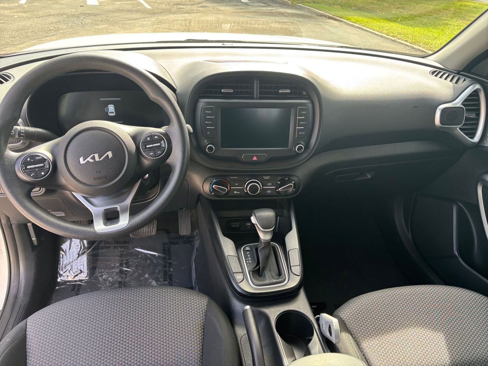 Thumbnail: 2025 Kia Soul - 28