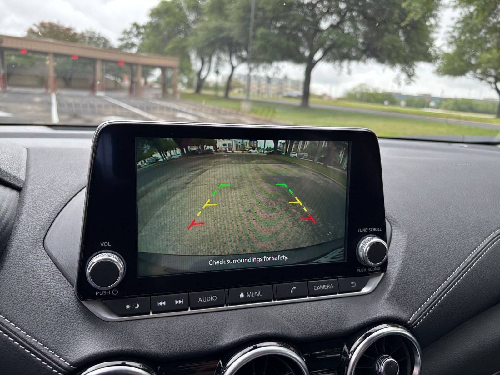 Thumbnail: 2025 Nissan Sentra - 20