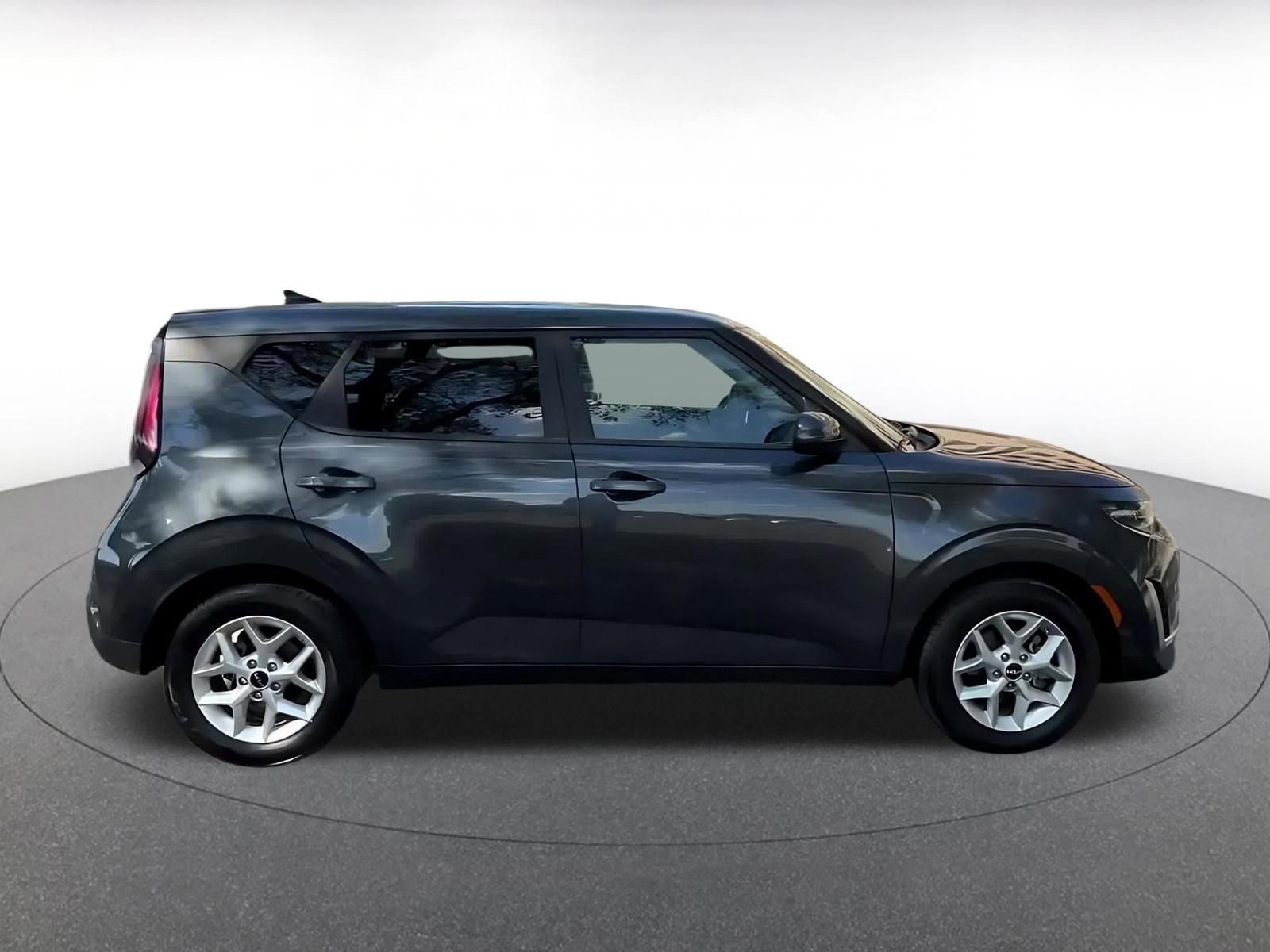 Thumbnail: 2025 Kia Soul - 16