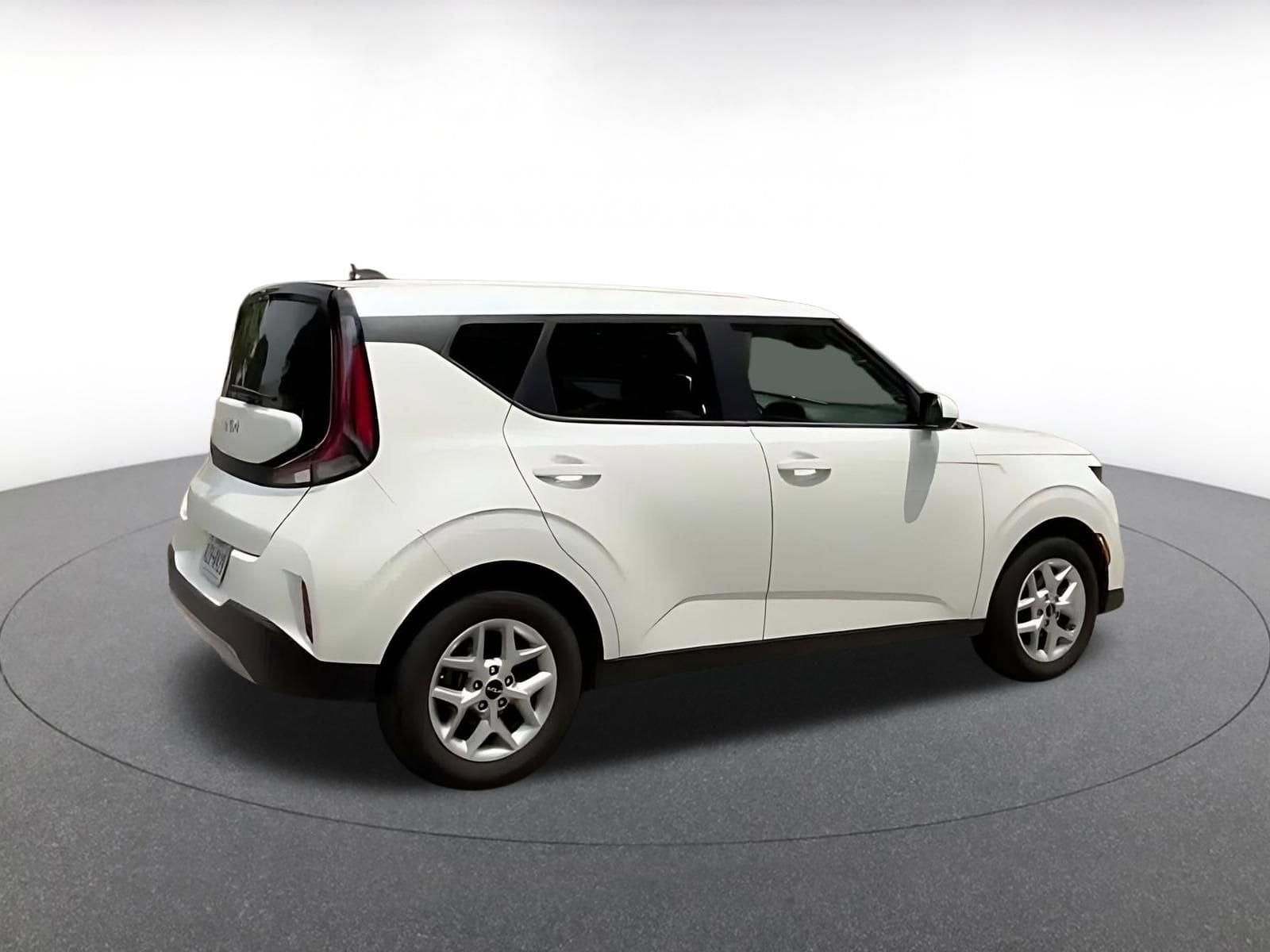 Thumbnail: 2025 Kia Soul - 13