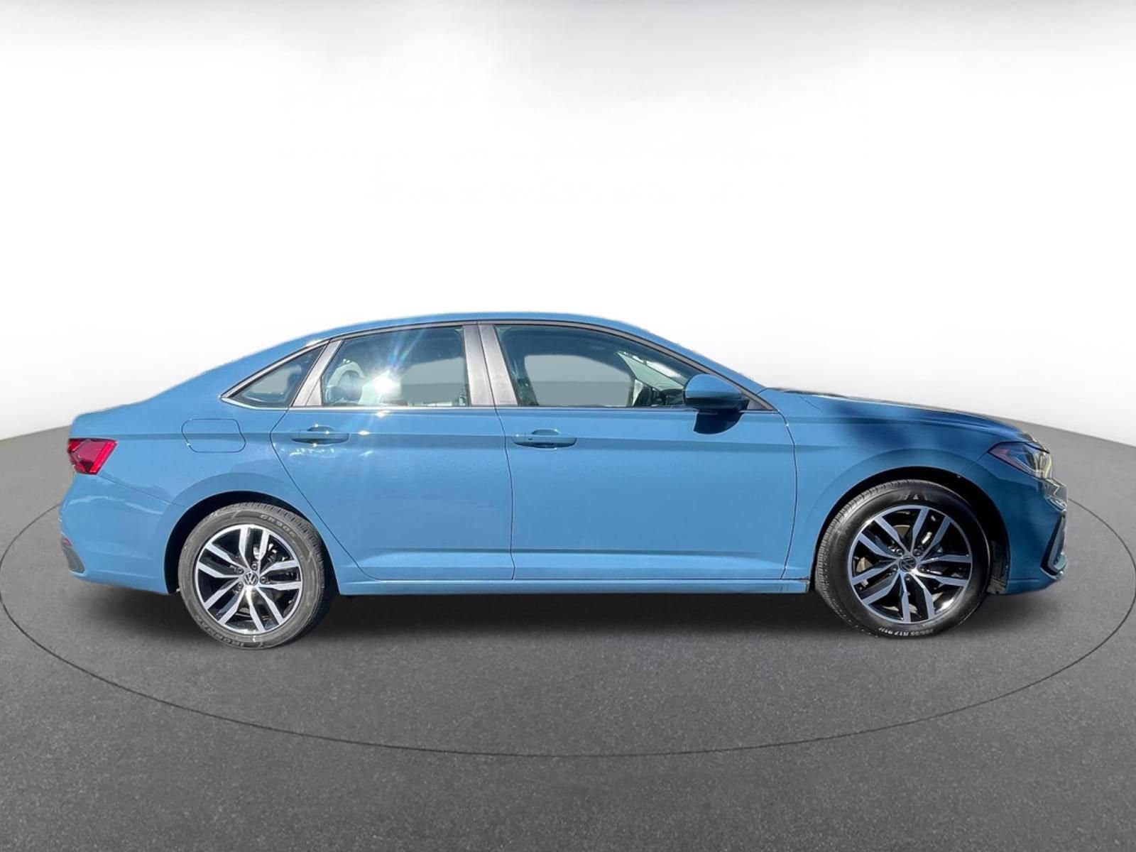Thumbnail: 2025 Volkswagen Jetta - 15