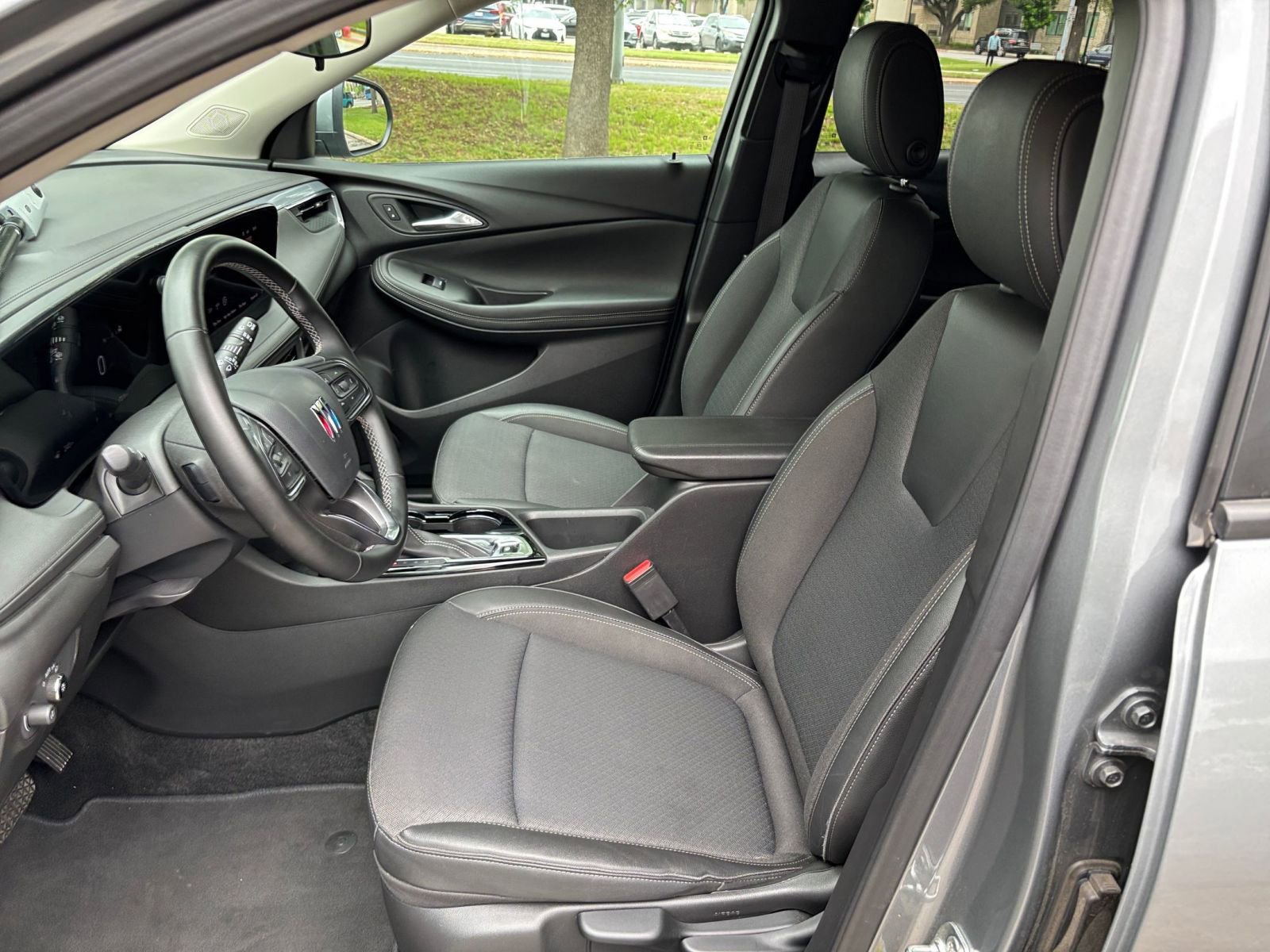 Thumbnail: 2025 Buick Encore GX - 31