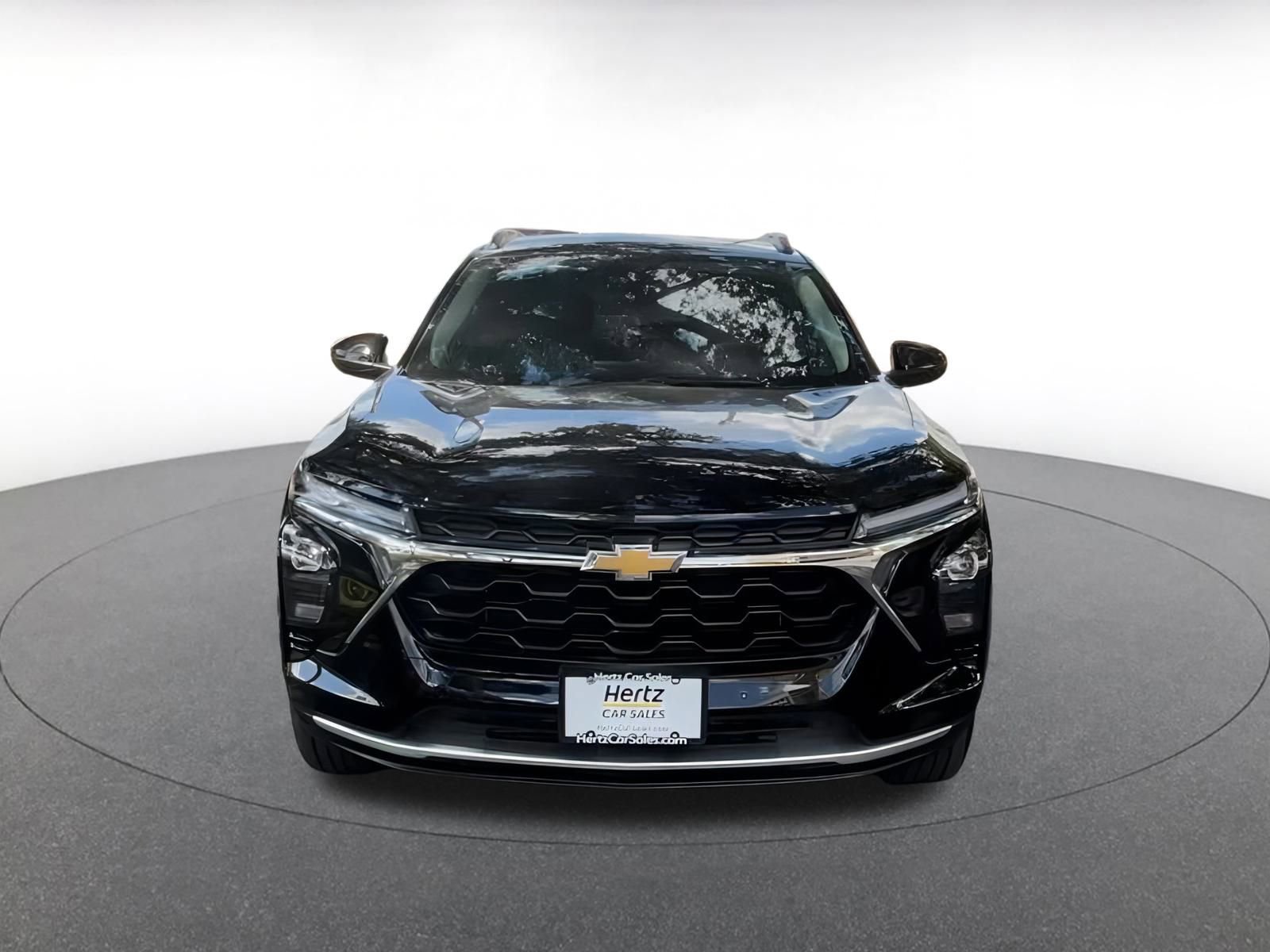 Thumbnail: 2025 Chevrolet Trax - 5