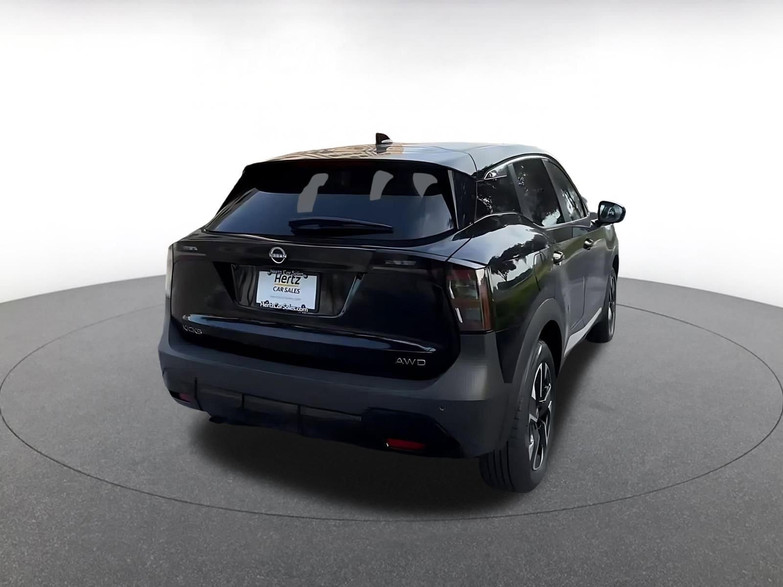 Thumbnail: 2025 Nissan Kicks - 13