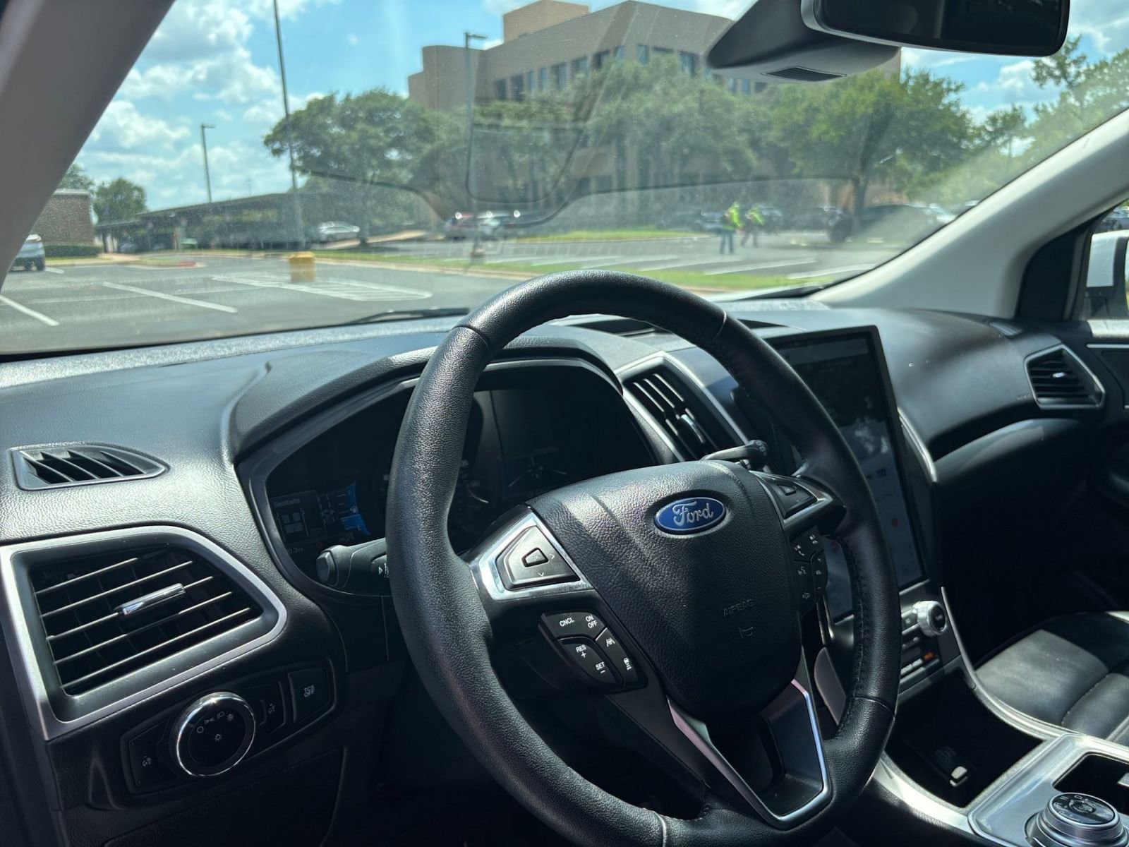 Thumbnail: 2024 Ford Edge - 34