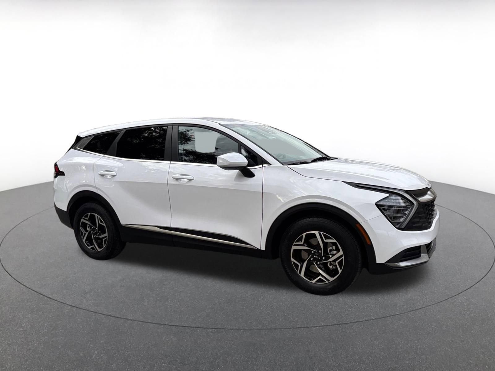 Thumbnail: 2025 Kia Sportage - 1