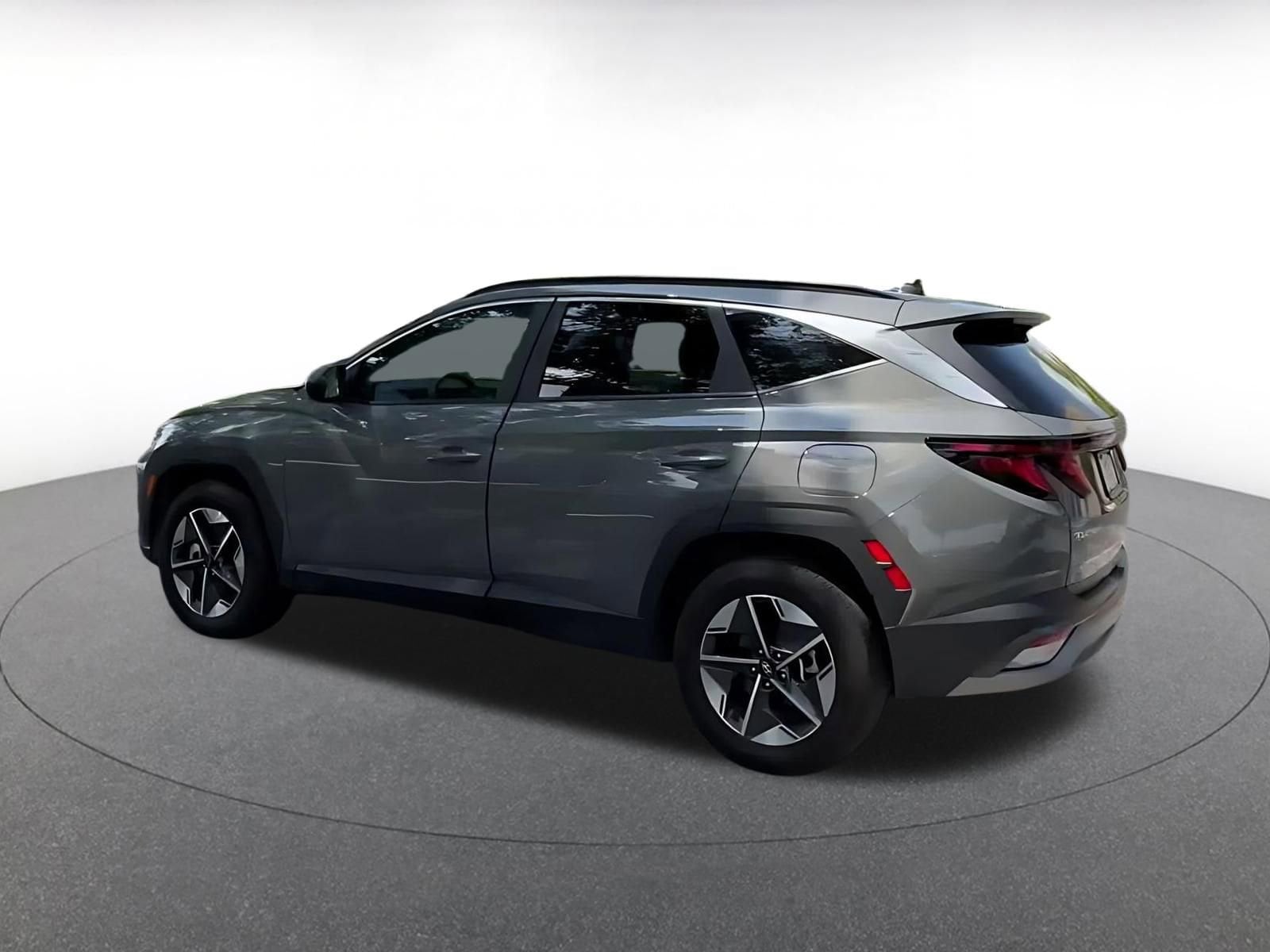 Thumbnail: 2025 Hyundai Tucson - 10