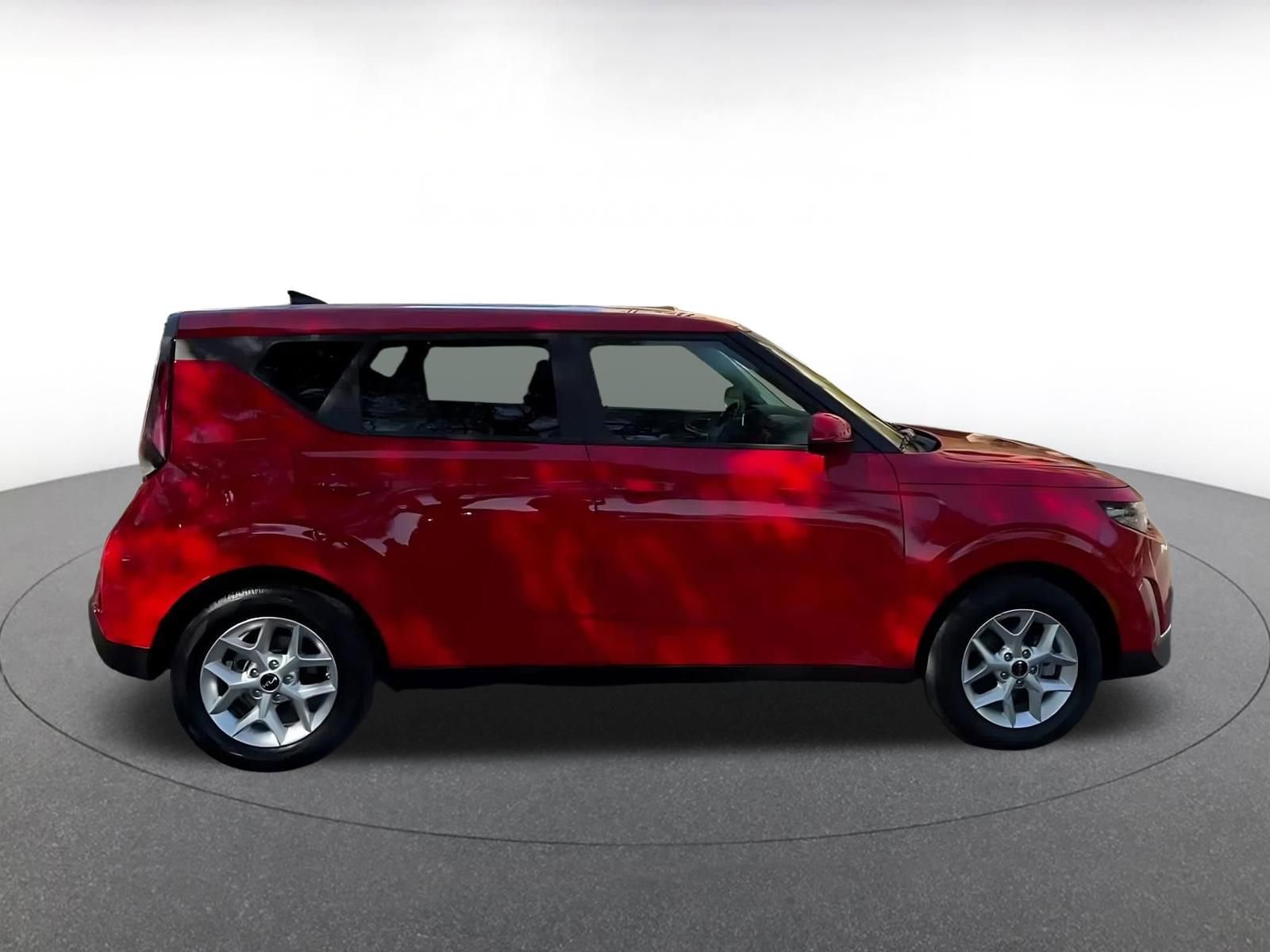 Thumbnail: 2025 Kia Soul - 16