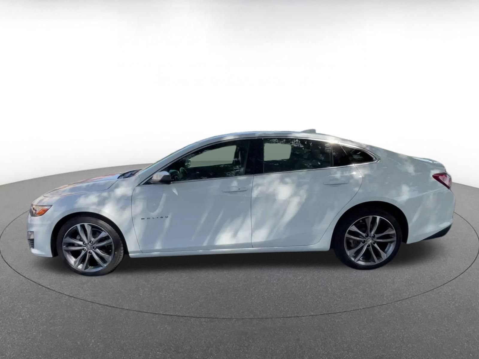 Thumbnail: 2024 Chevrolet Malibu - 7