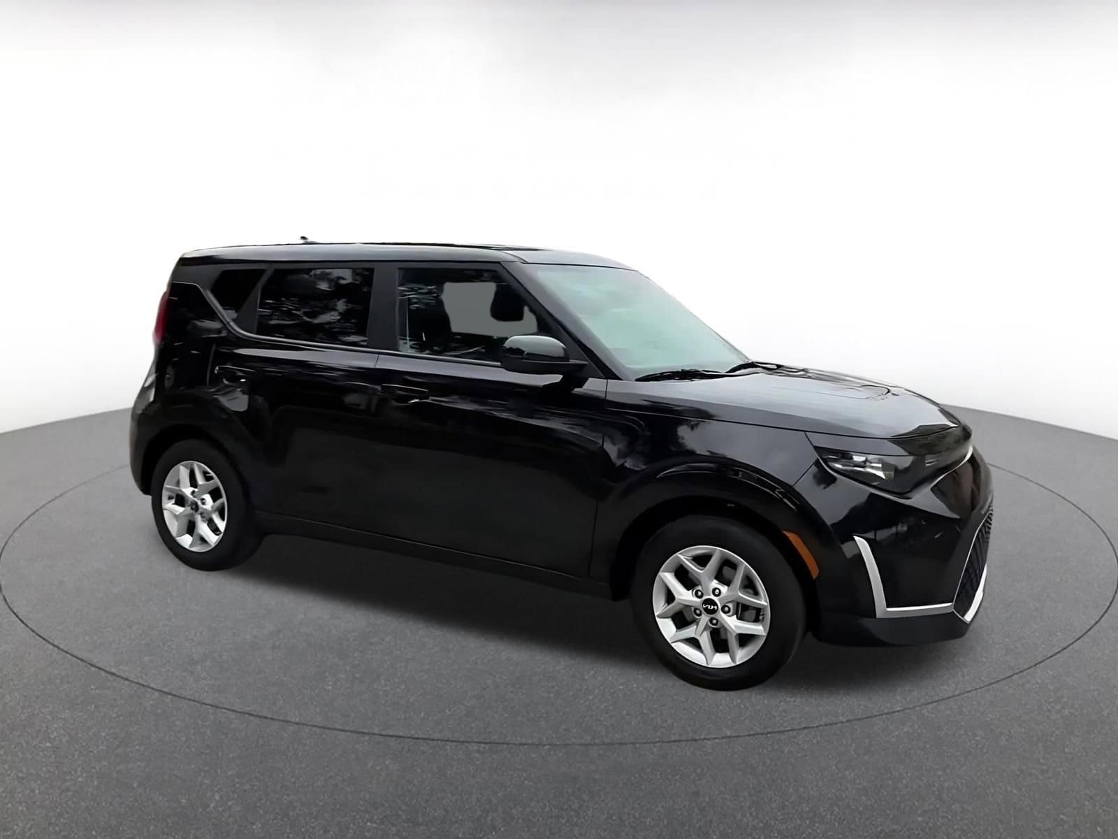 Thumbnail: 2025 Kia Soul - 2