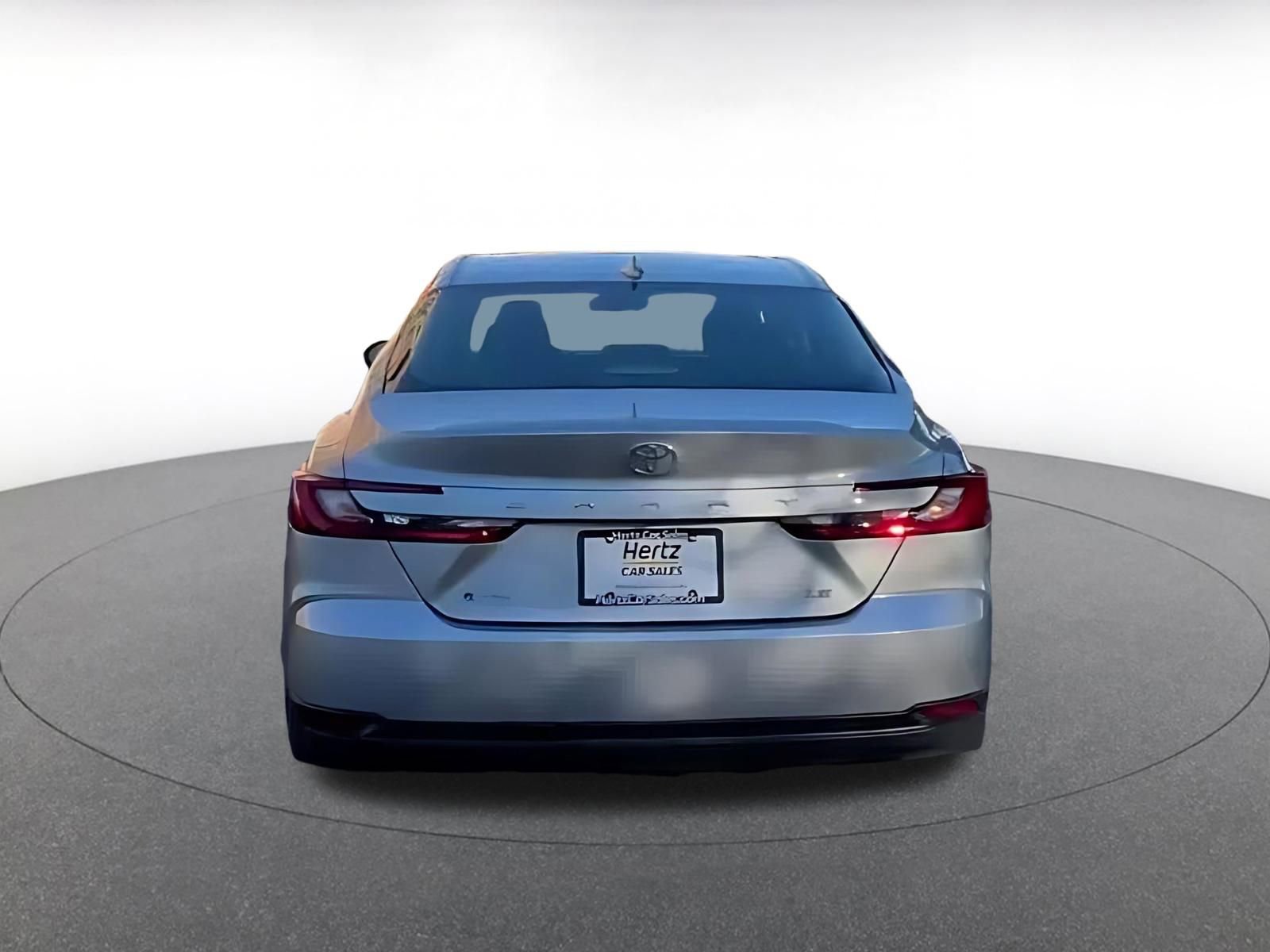 Thumbnail: 2025 Toyota Camry - 11