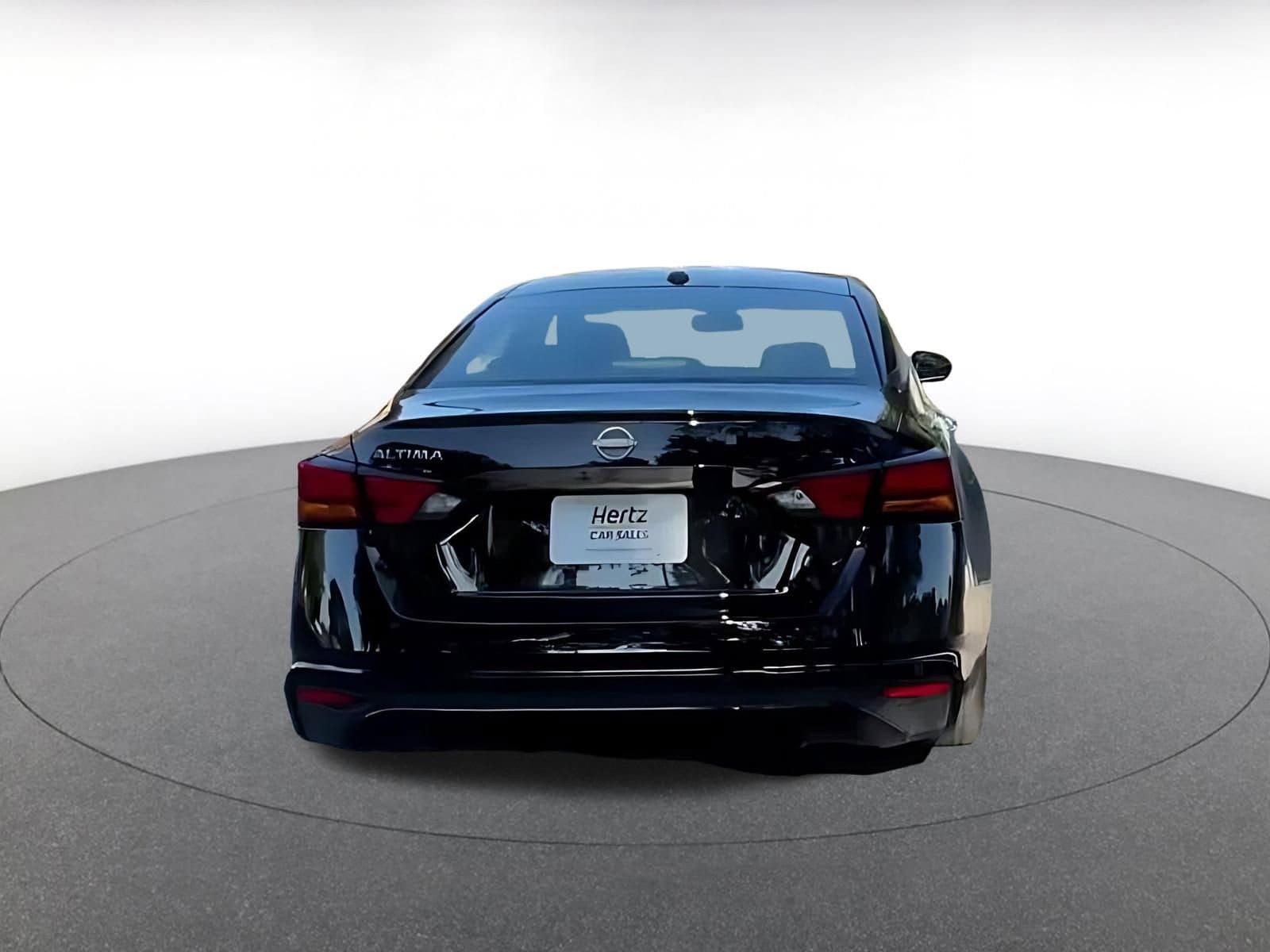 Thumbnail: 2025 Nissan Altima - 11