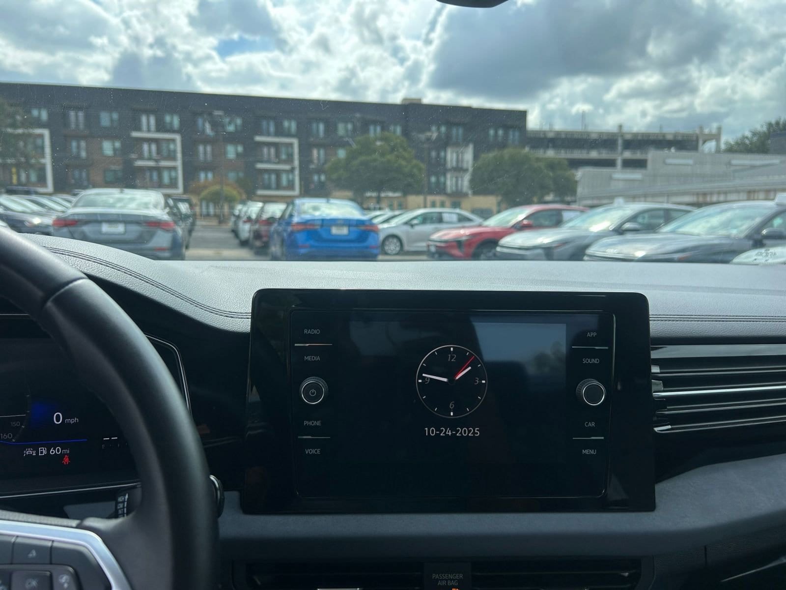 Thumbnail: 2025 Volkswagen Jetta - 18