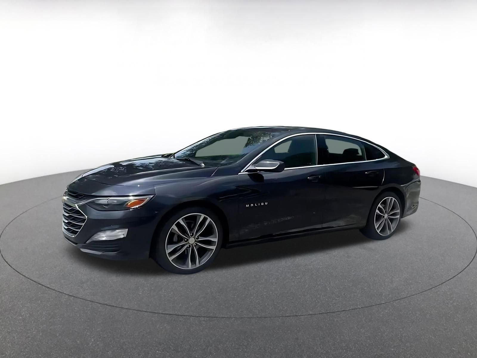 Thumbnail: 2023 Chevrolet Malibu - 6