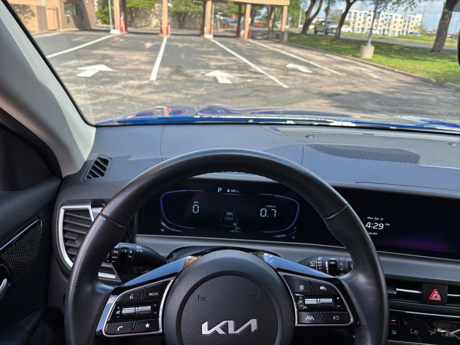 Thumbnail: 2025 Kia Seltos - 29