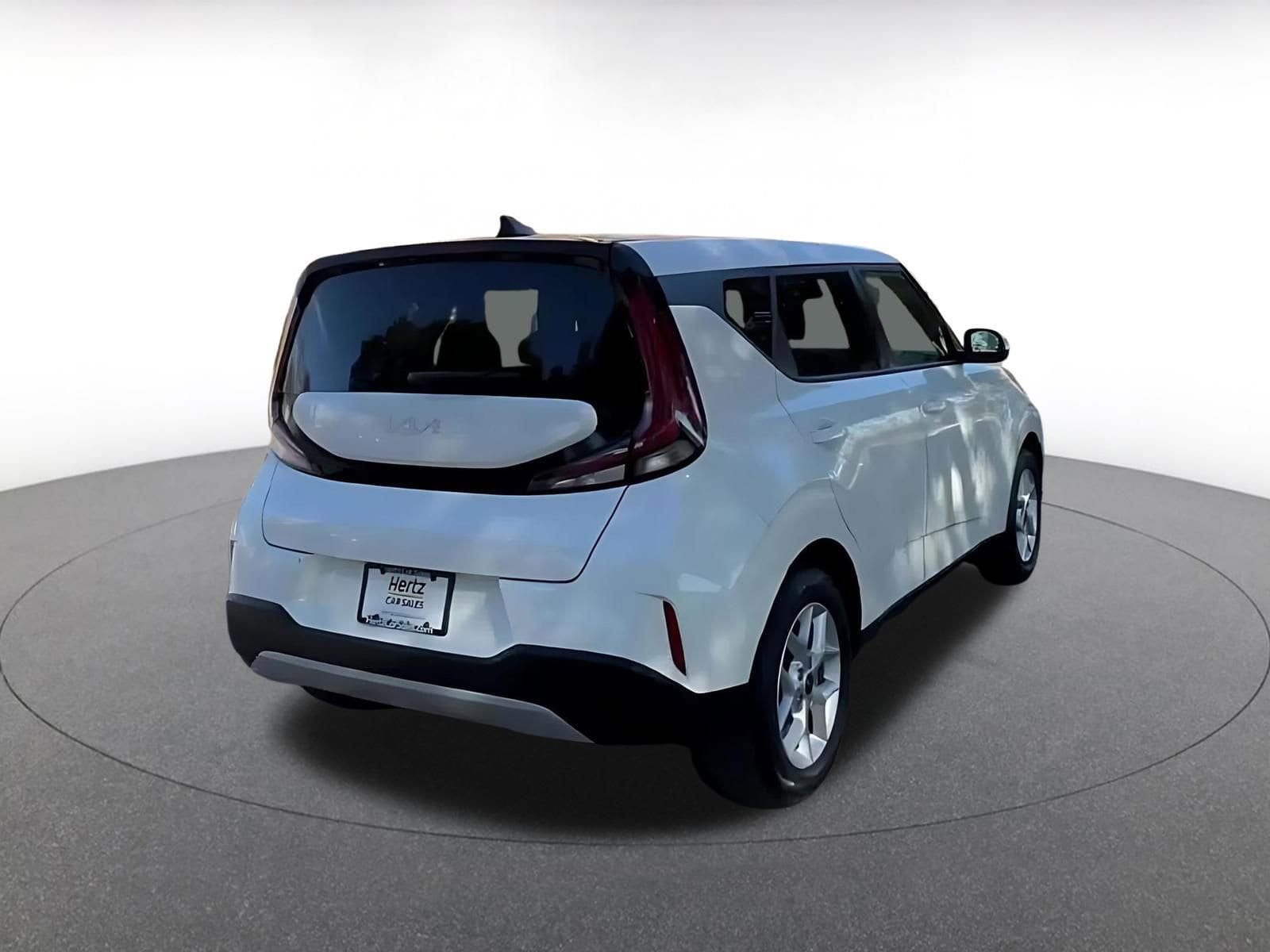 Thumbnail: 2025 Kia Soul - 15