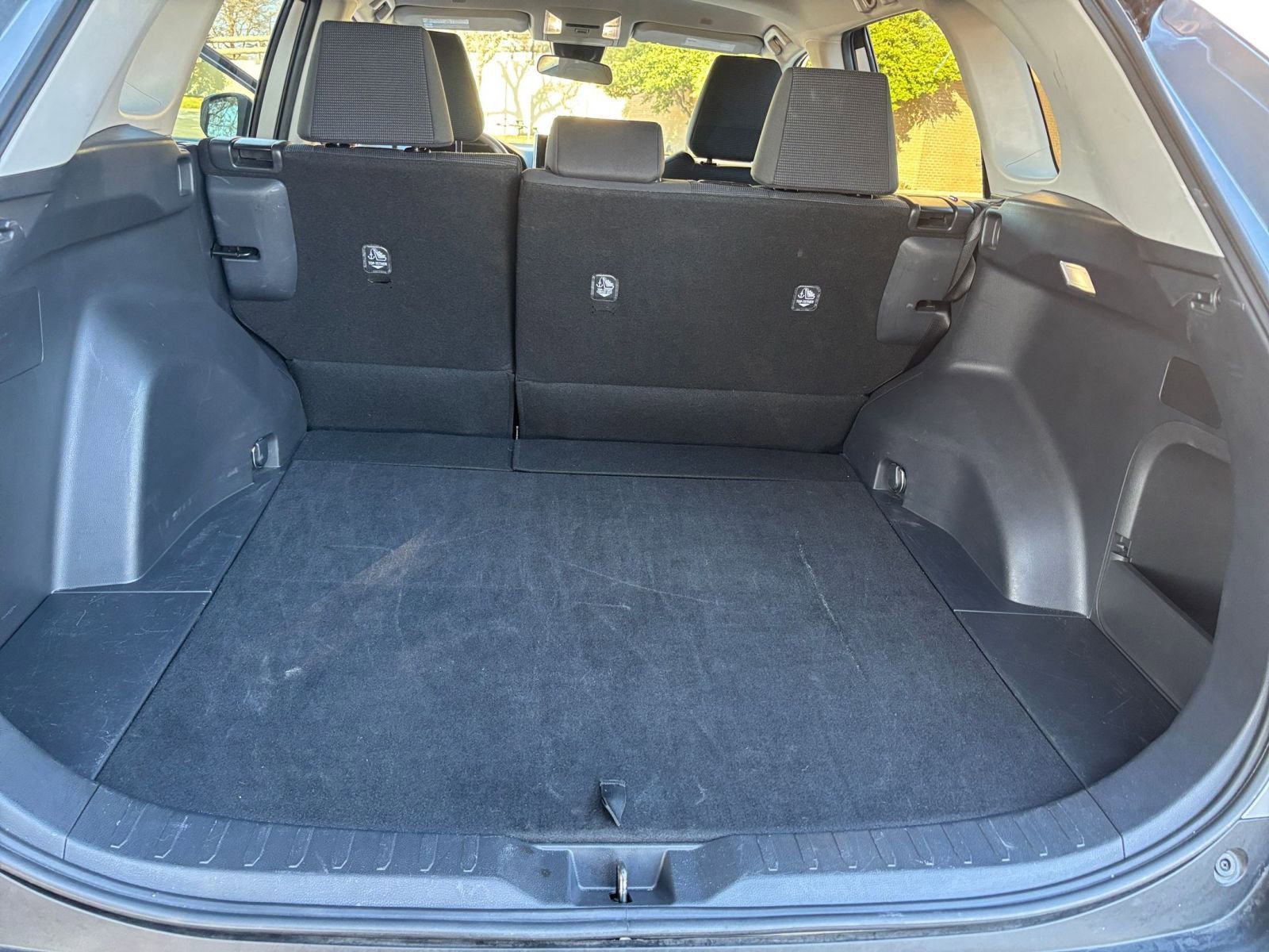 Thumbnail: 2025 Toyota RAV4 - 26