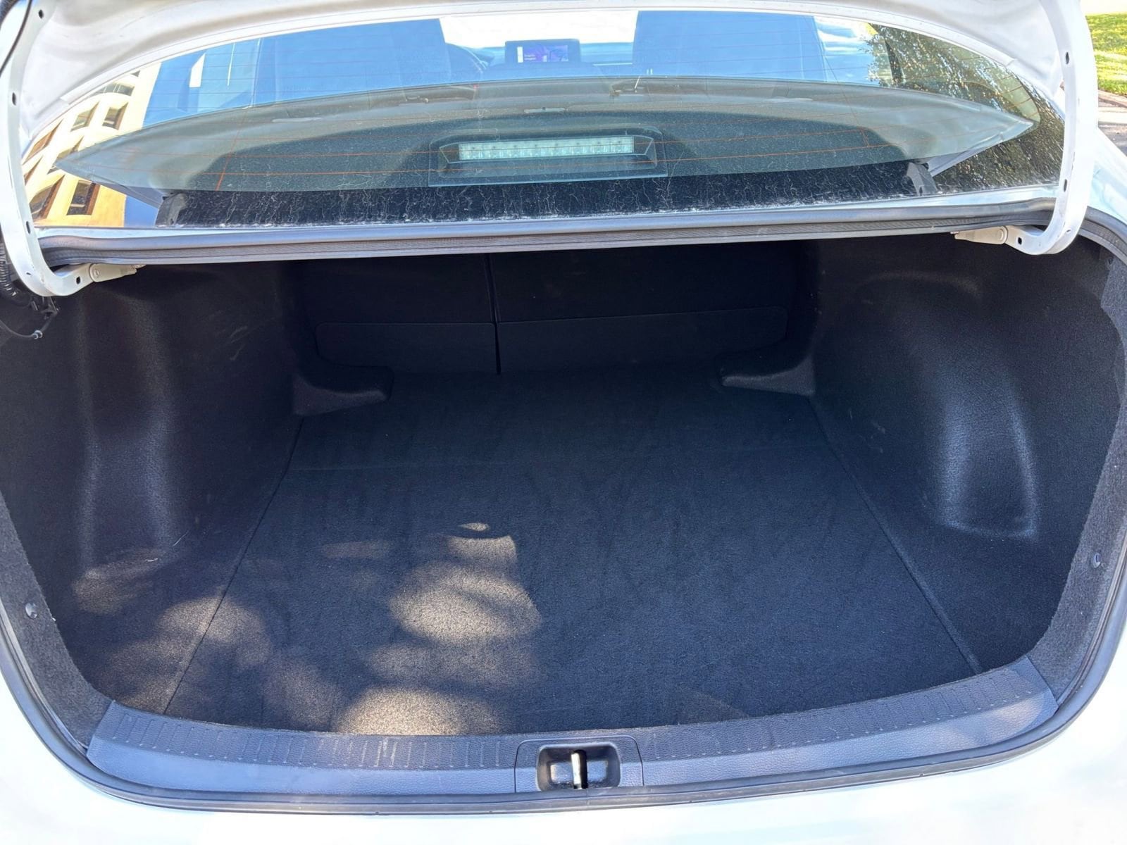 Thumbnail: 2025 Toyota Corolla - 25