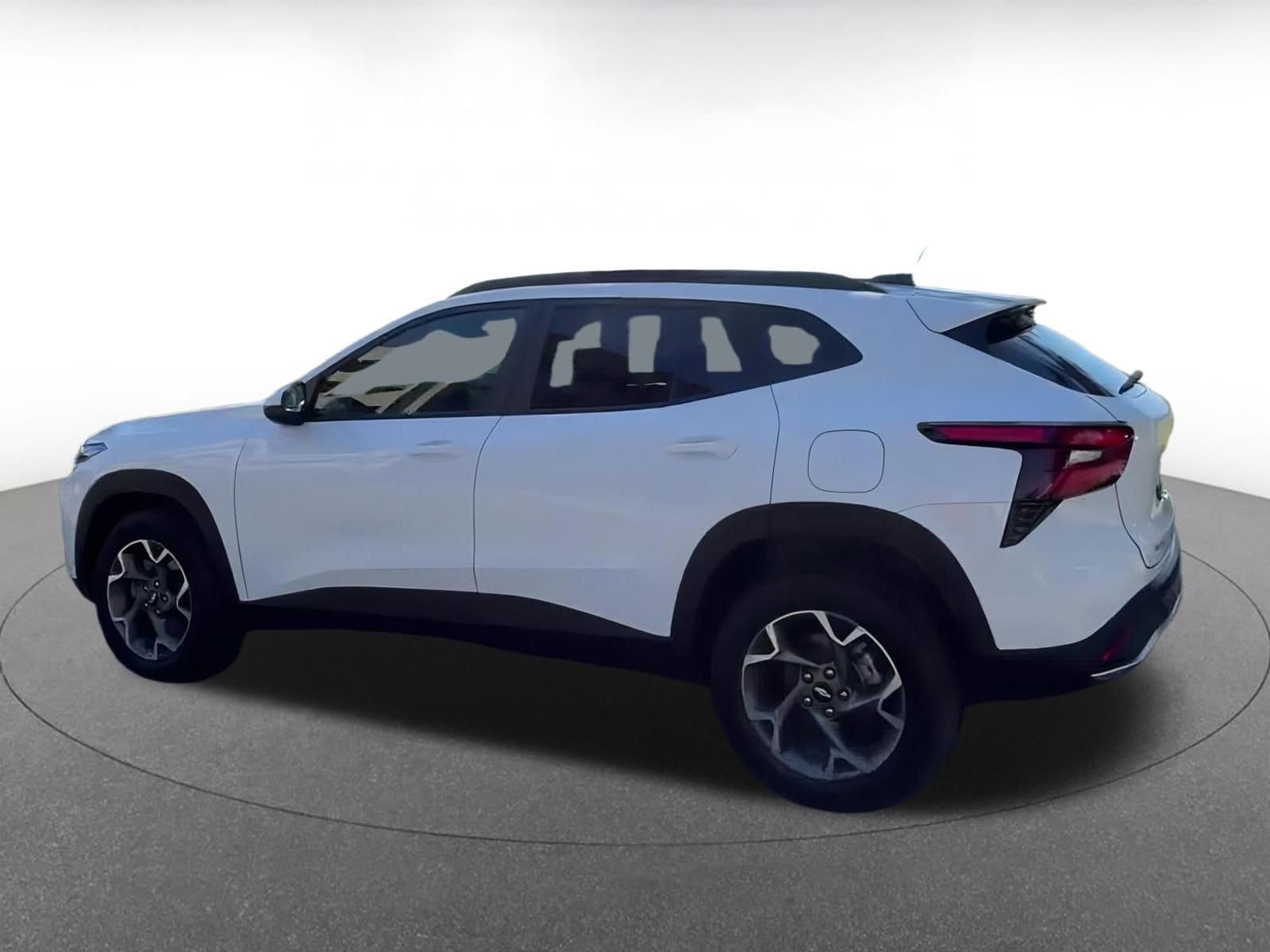 Thumbnail: 2025 Chevrolet Trax - 10