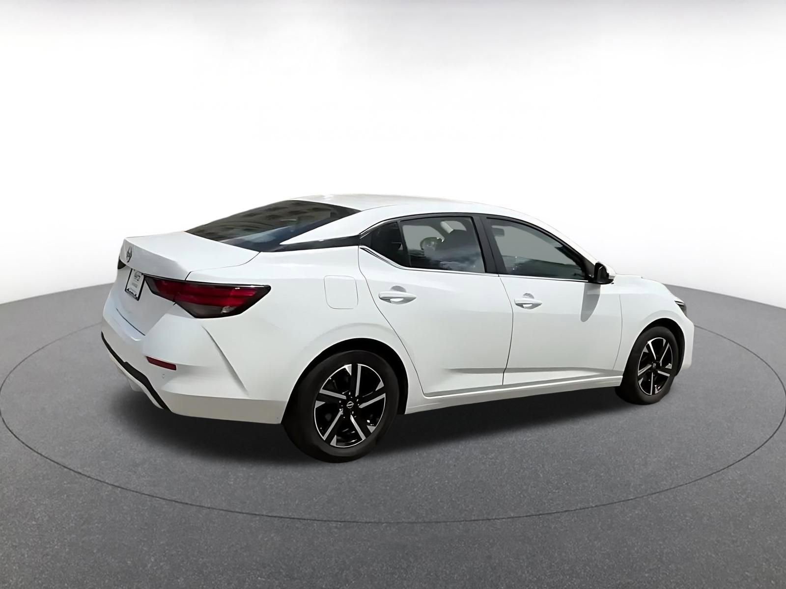 Thumbnail: 2025 Nissan Sentra - 13