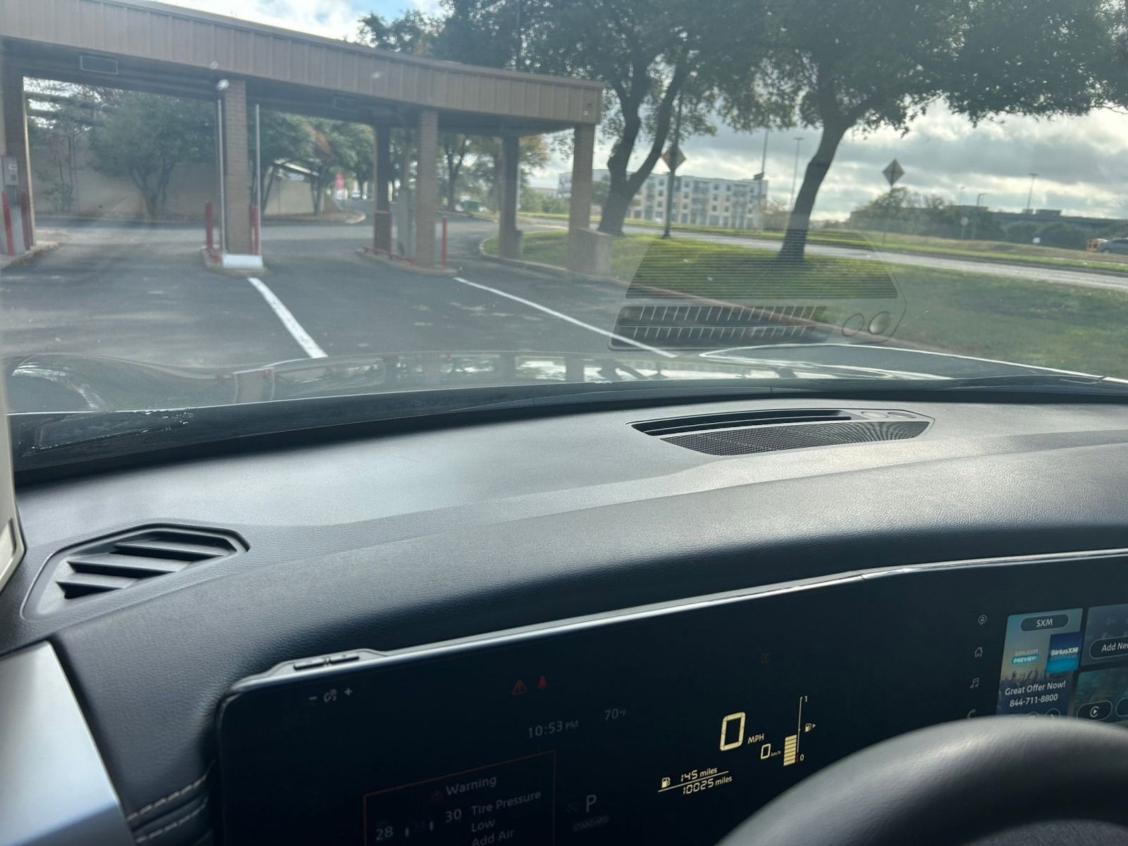 Thumbnail: 2025 Nissan Kicks - 32