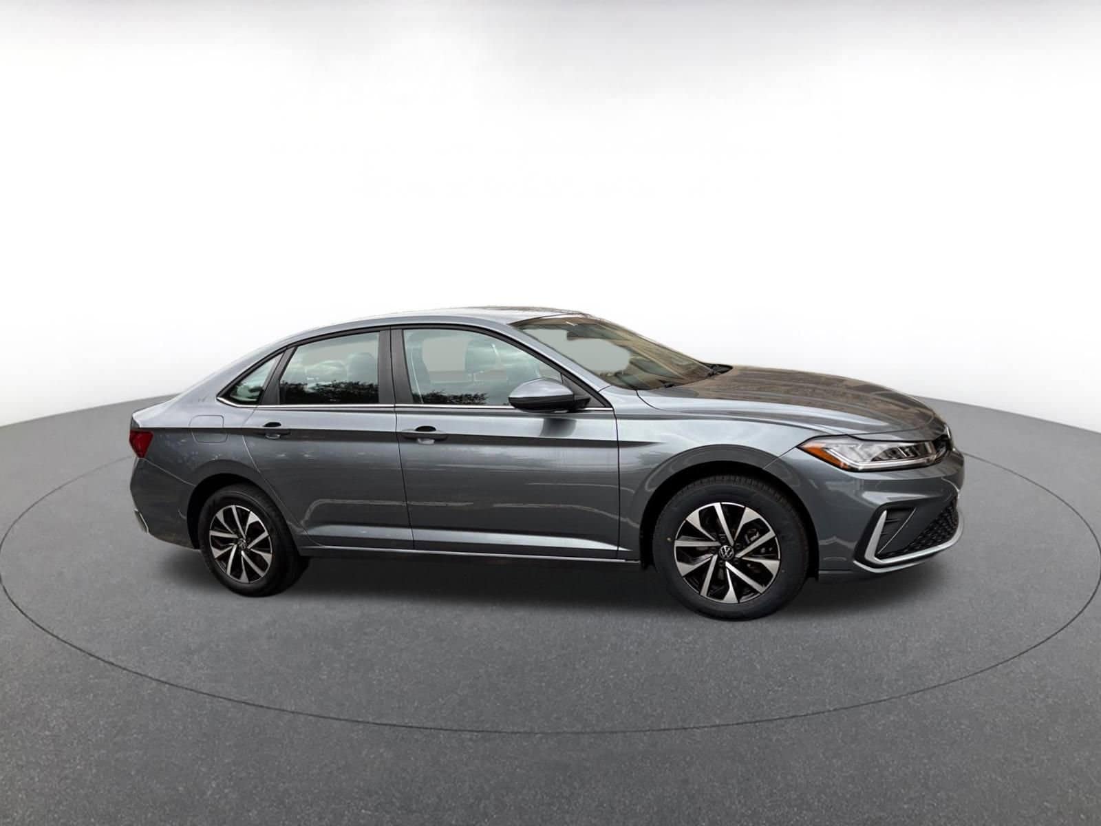 Thumbnail: 2025 Volkswagen Jetta - 1