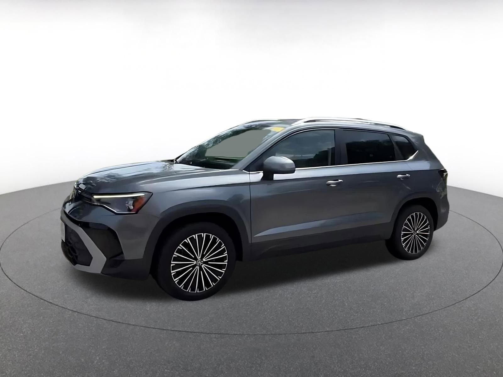 Thumbnail: 2025 Volkswagen Taos - 8