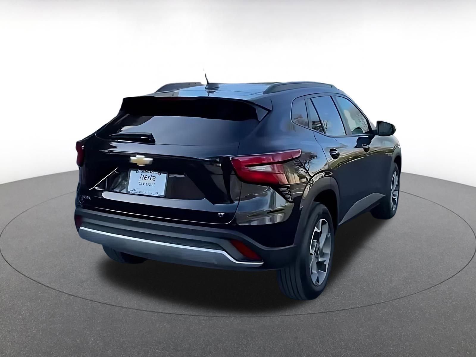 Thumbnail: 2025 Chevrolet Trax - 15