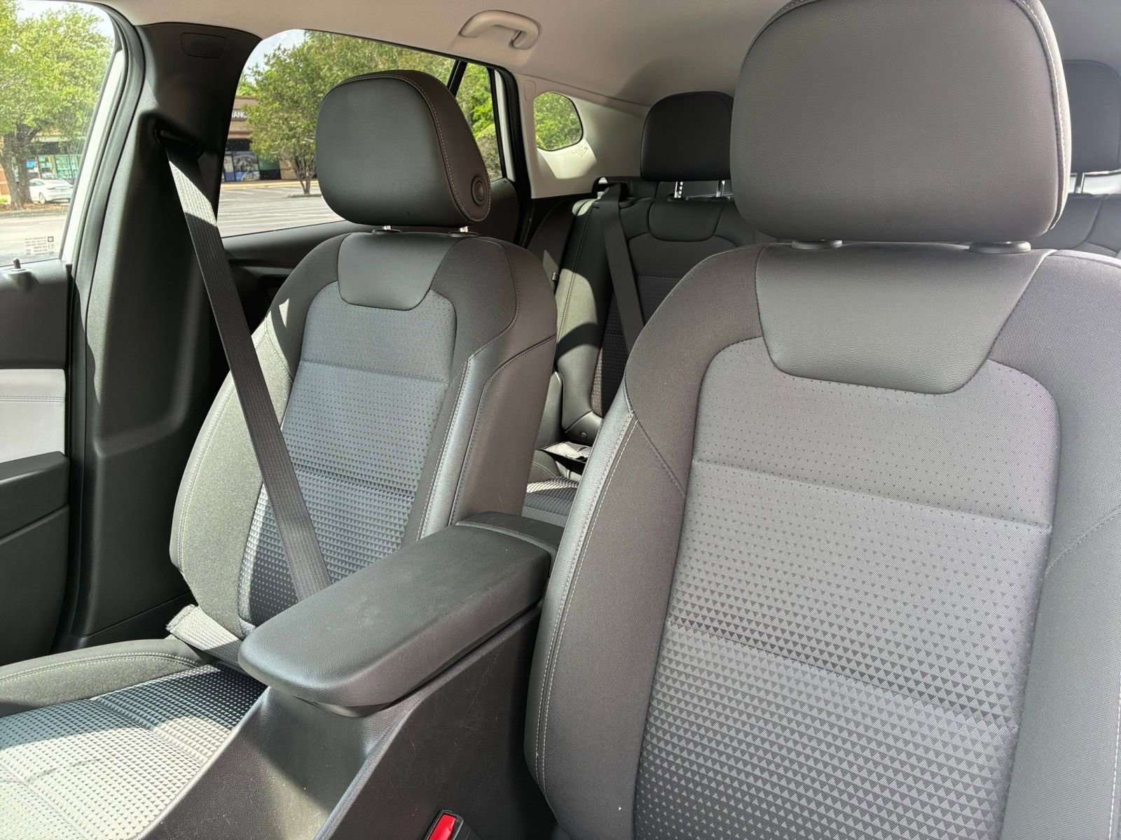Thumbnail: 2025 Chevrolet Trax - 34
