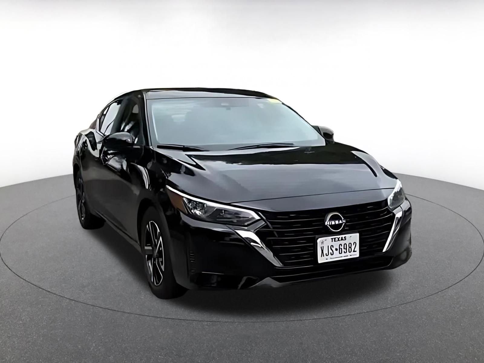 Thumbnail: 2025 Nissan Sentra - 3