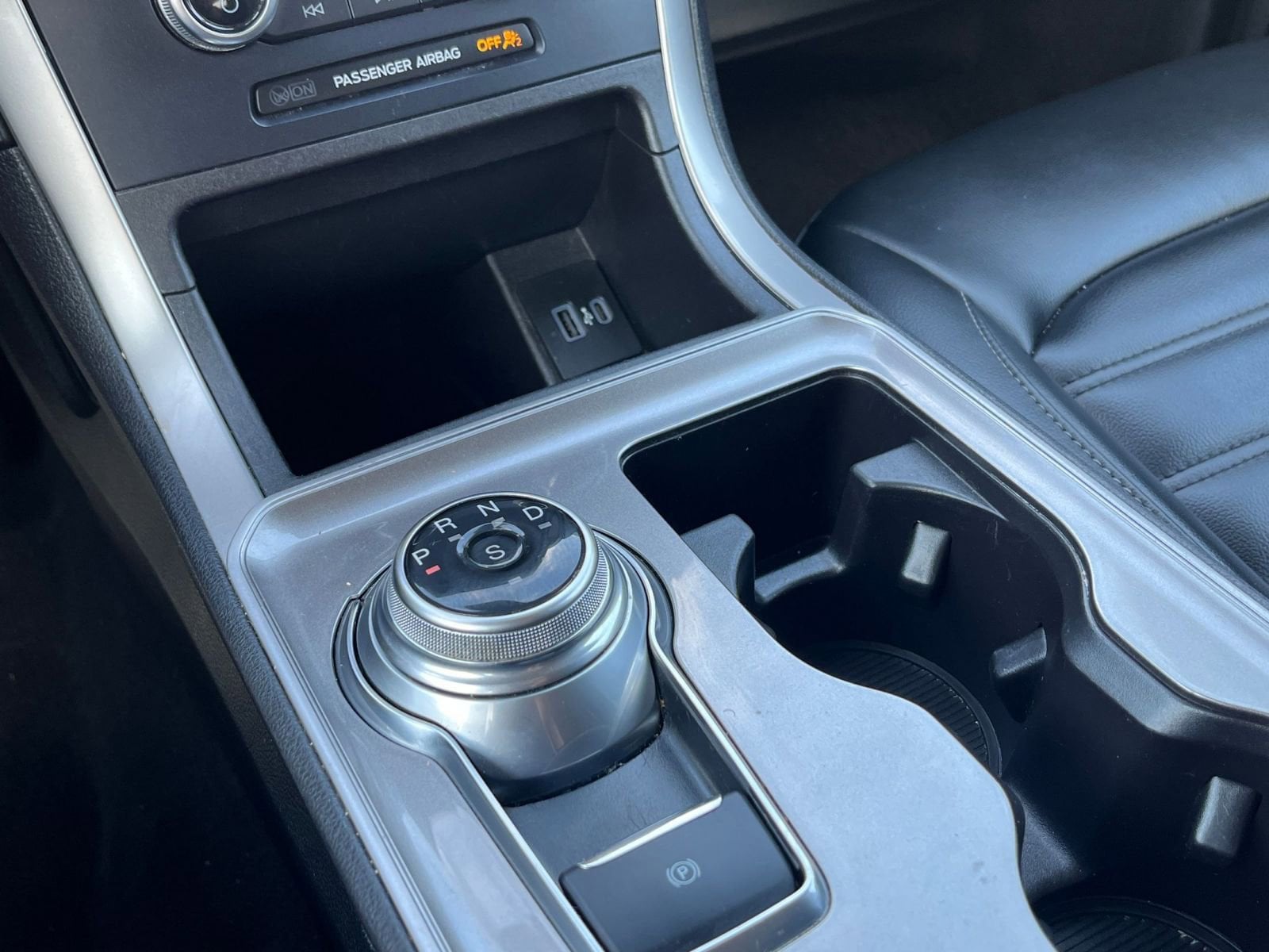 Thumbnail: 2023 Ford Edge - 35
