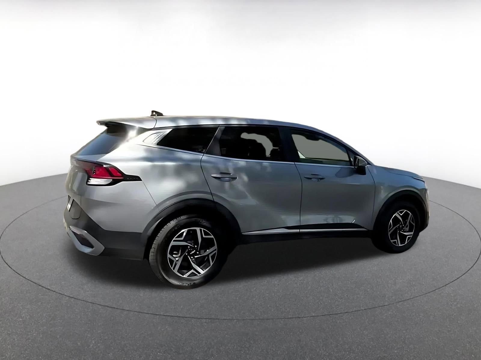 Thumbnail: 2025 Kia Sportage - 15