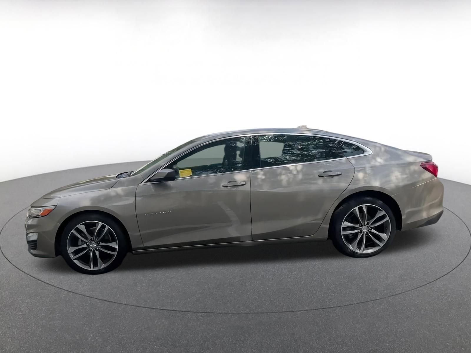 Thumbnail: 2024 Chevrolet Malibu - 7