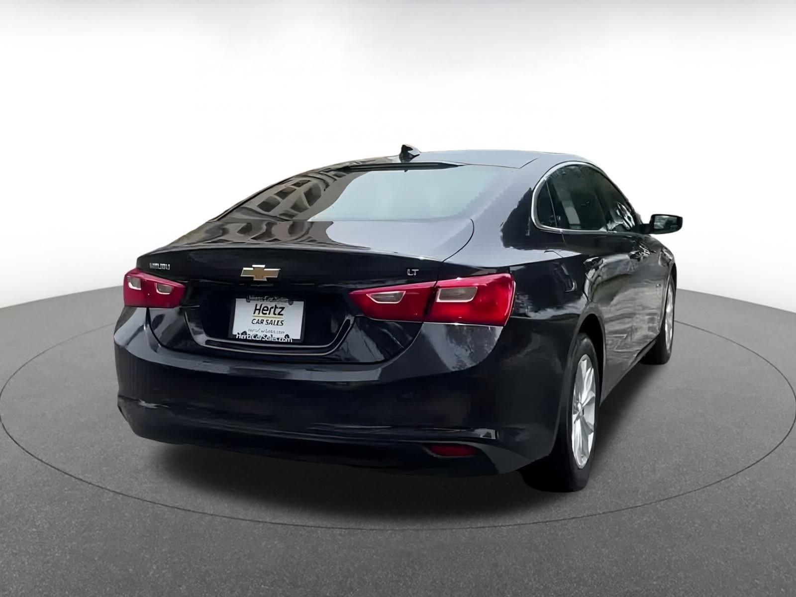 Thumbnail: 2023 Chevrolet Malibu - 12