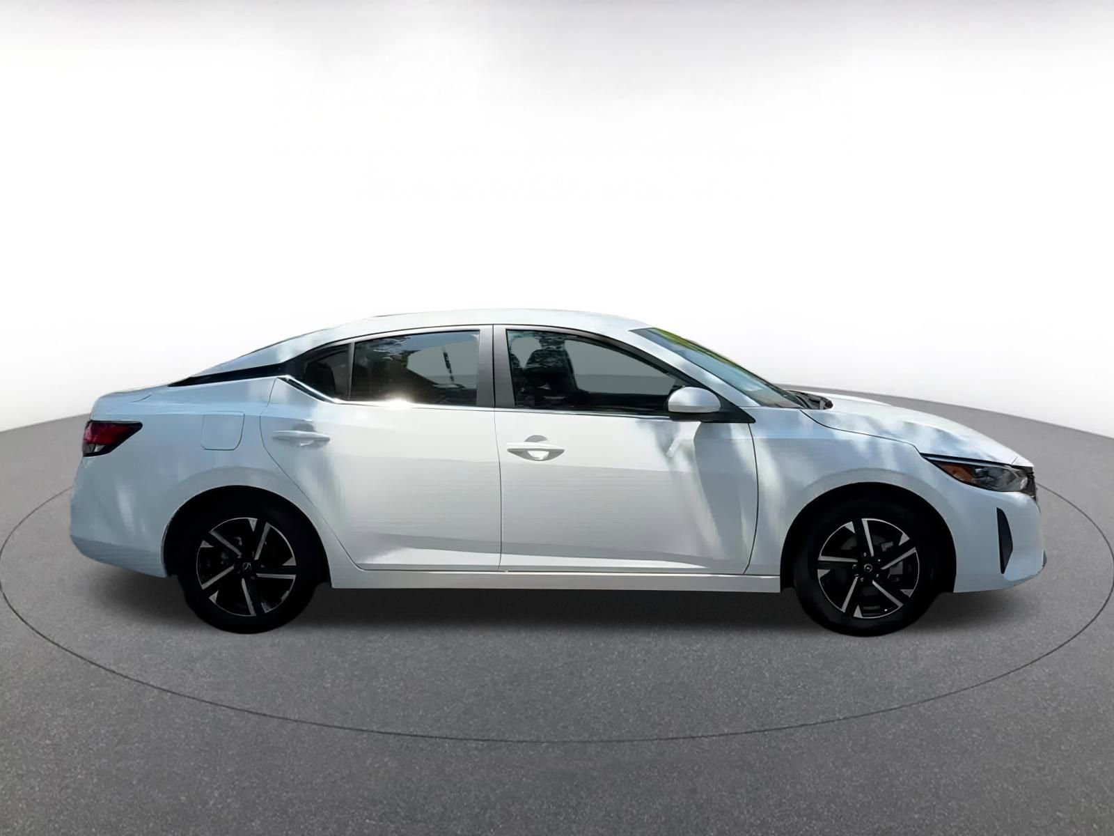 Thumbnail: 2024 Nissan Sentra - 16