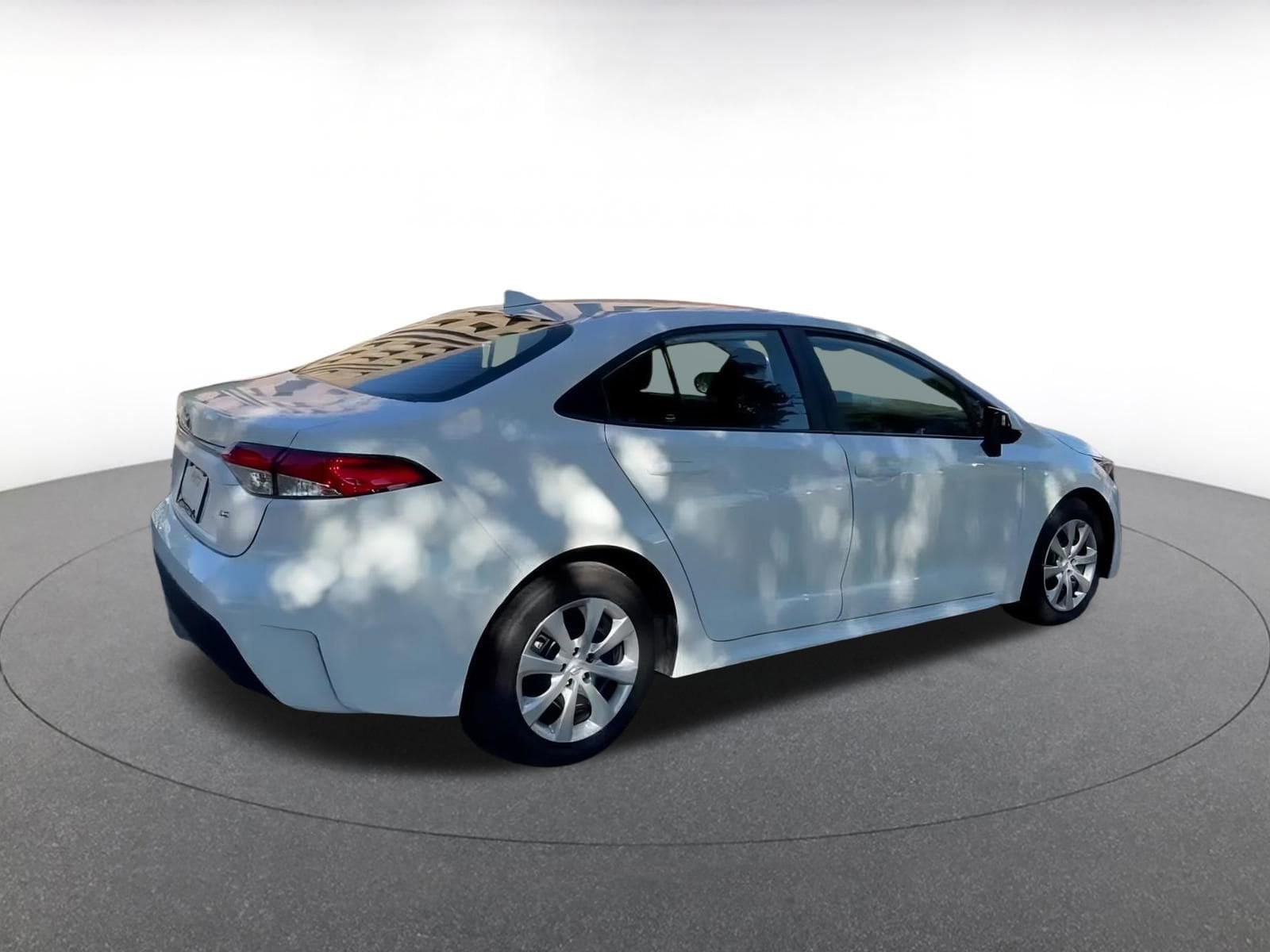 Thumbnail: 2025 Toyota Corolla - 13