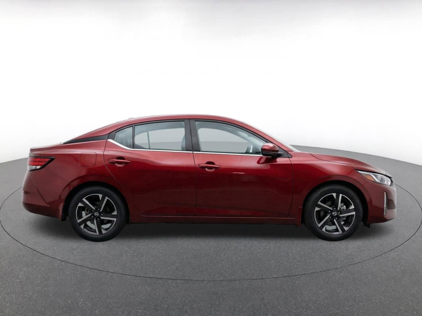 Thumbnail: 2025 Nissan Sentra - 10